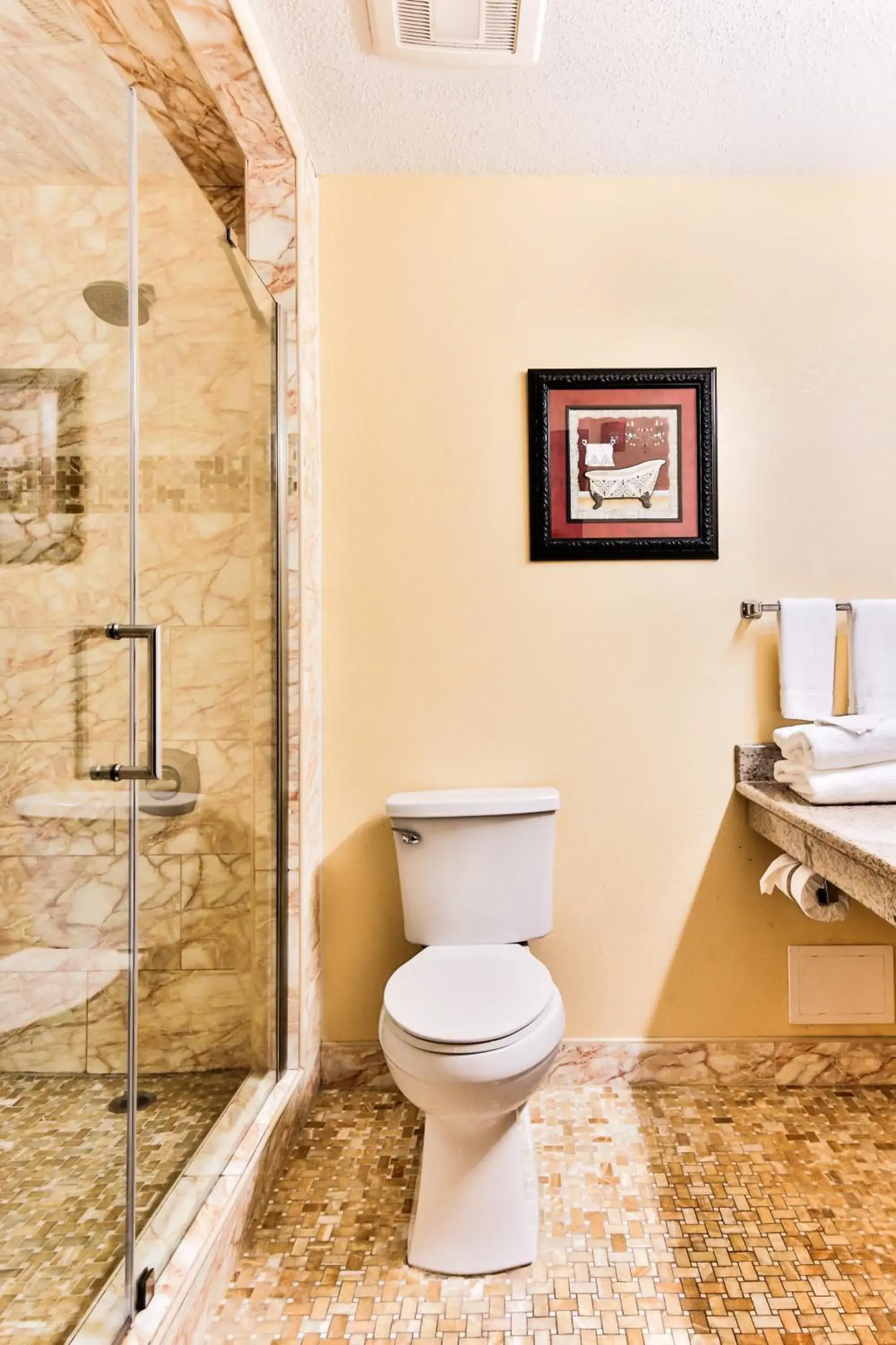 Bathroom in The View Inn & Suites Bethlehem / Allentown / Lehigh Airport