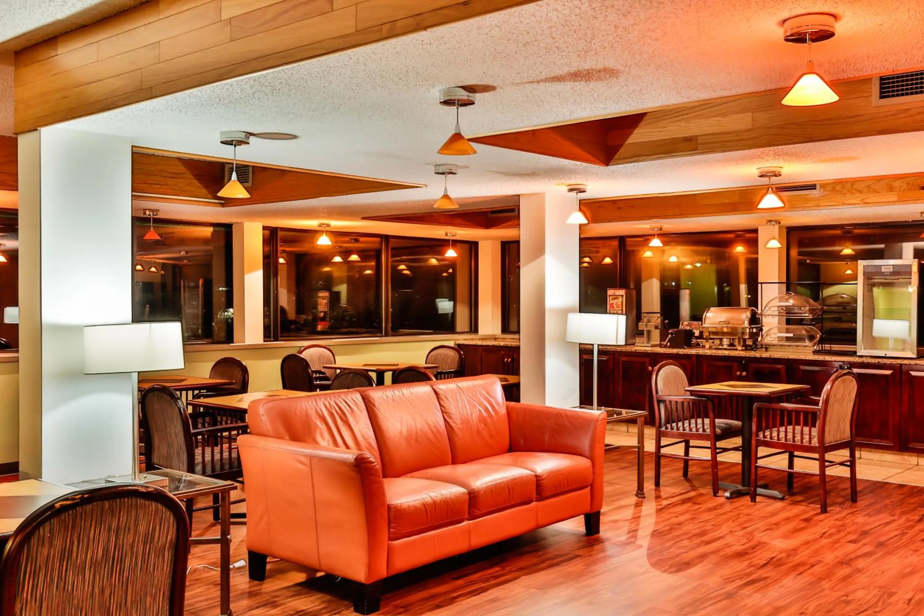 Breakfast in The View Inn & Suites Bethlehem / Allentown / Lehigh Airport