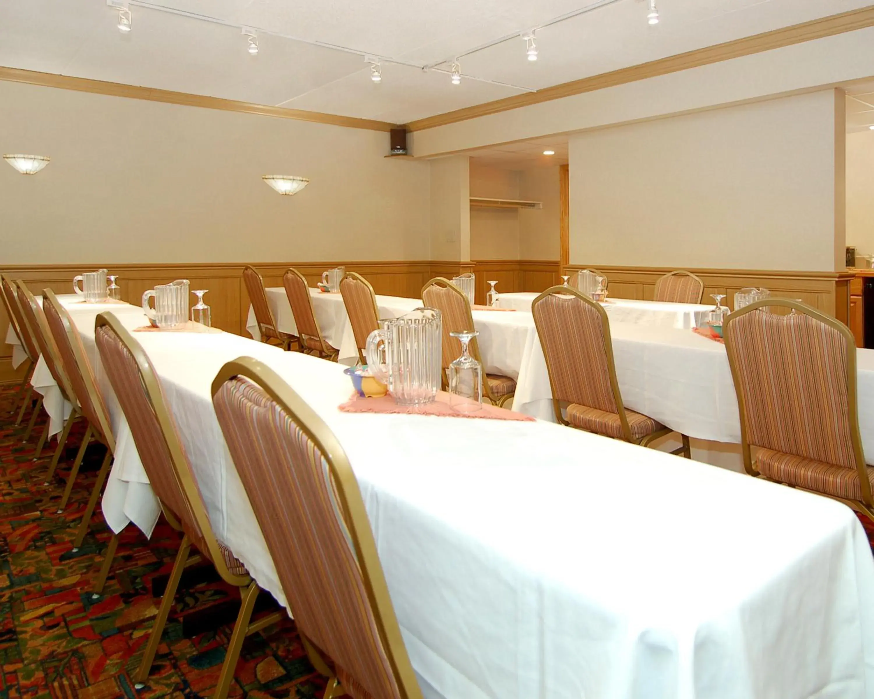 Business facilities, Banquet Facilities in The View Inn & Suites Bethlehem / Allentown / Lehigh Airport