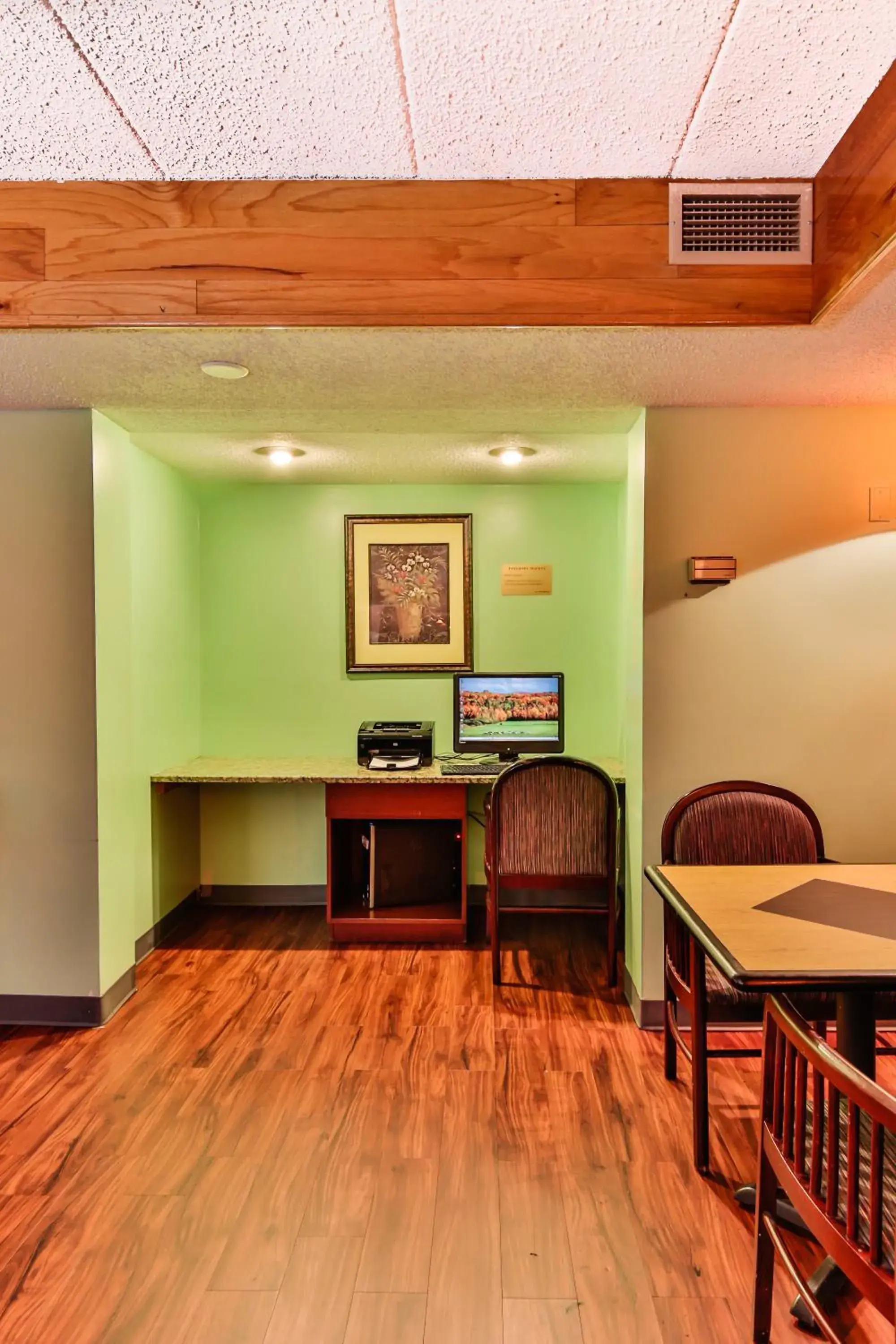 Meeting/conference room in The View Inn & Suites Bethlehem / Allentown / Lehigh Airport