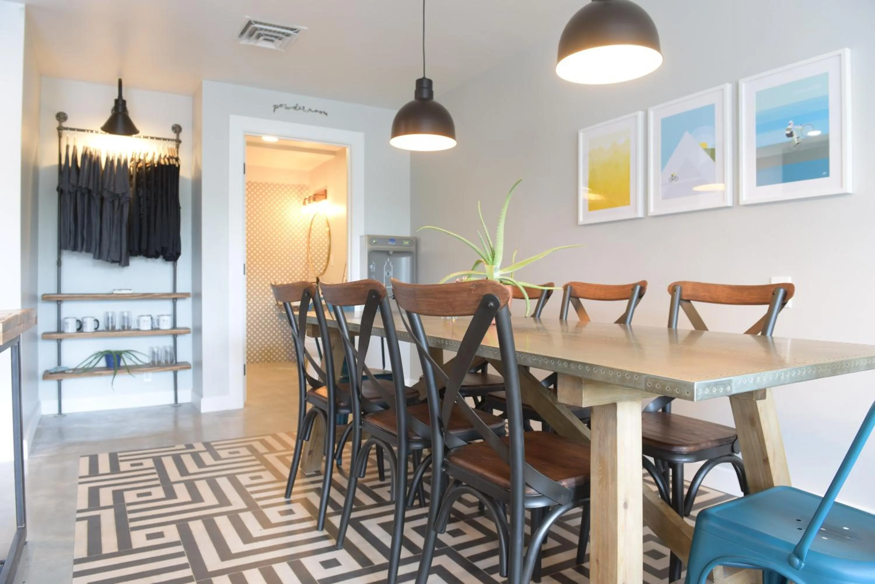 Lobby or reception in Spoke and Vine Motel