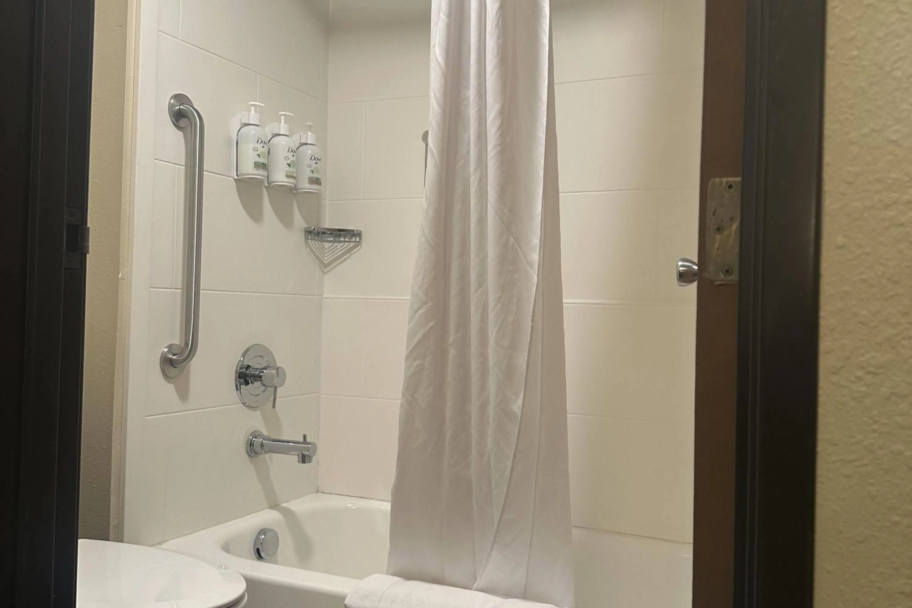 Bathroom in Wingate by Wyndham Pittsburgh West Mifflin