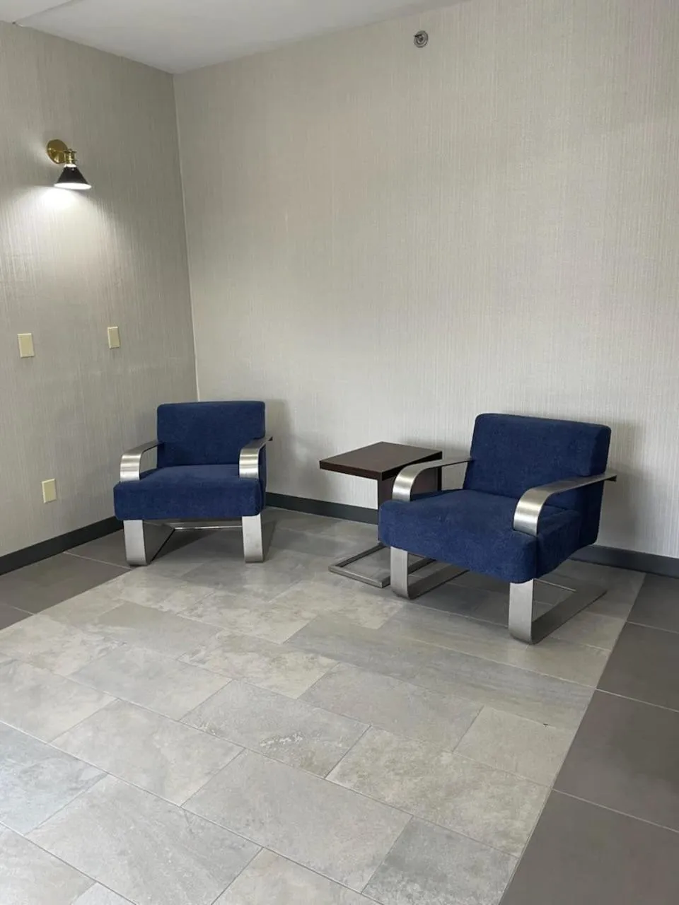 Seating area in Wingate by Wyndham Grove City