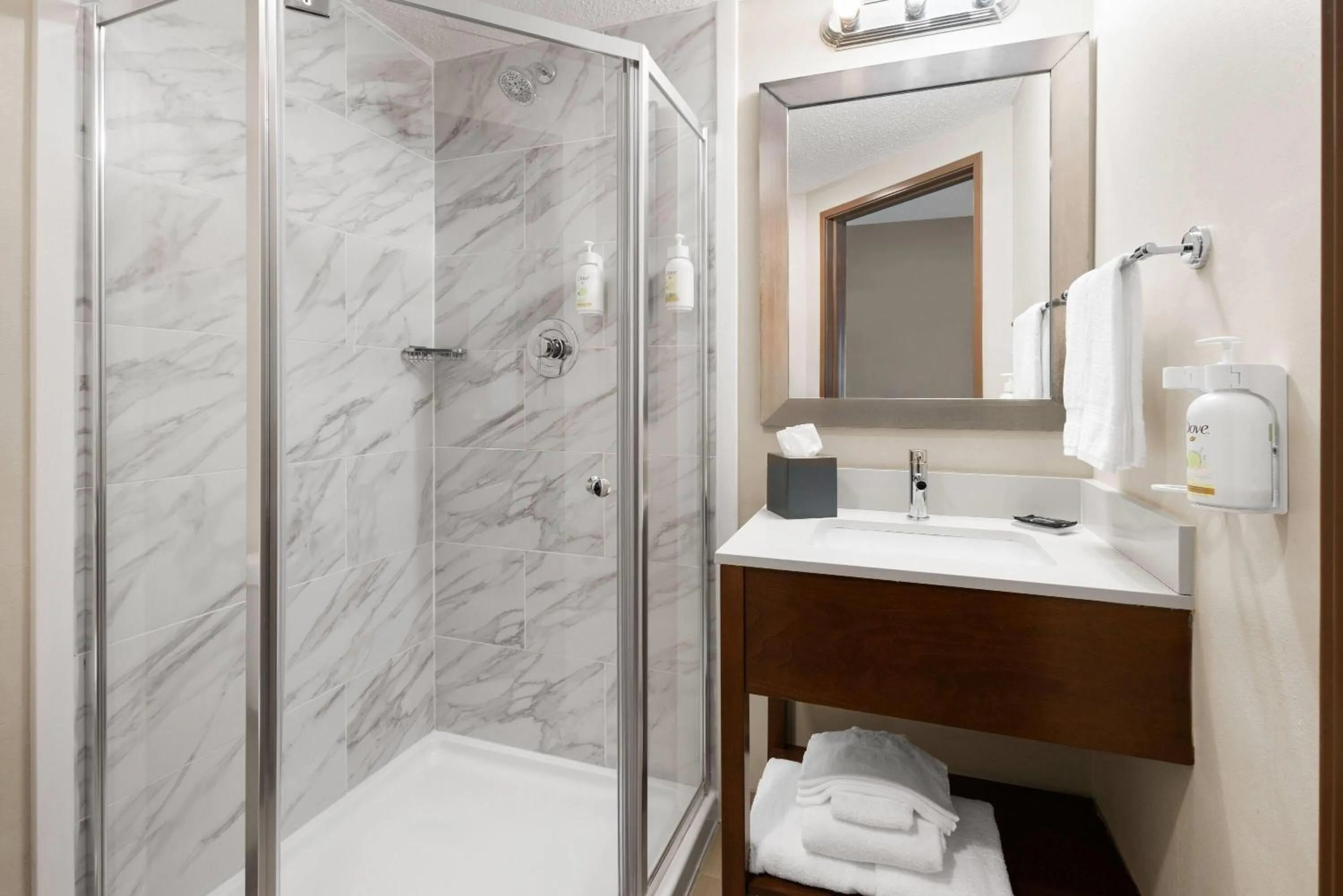 Bathroom in Wingate by Wyndham Grove City