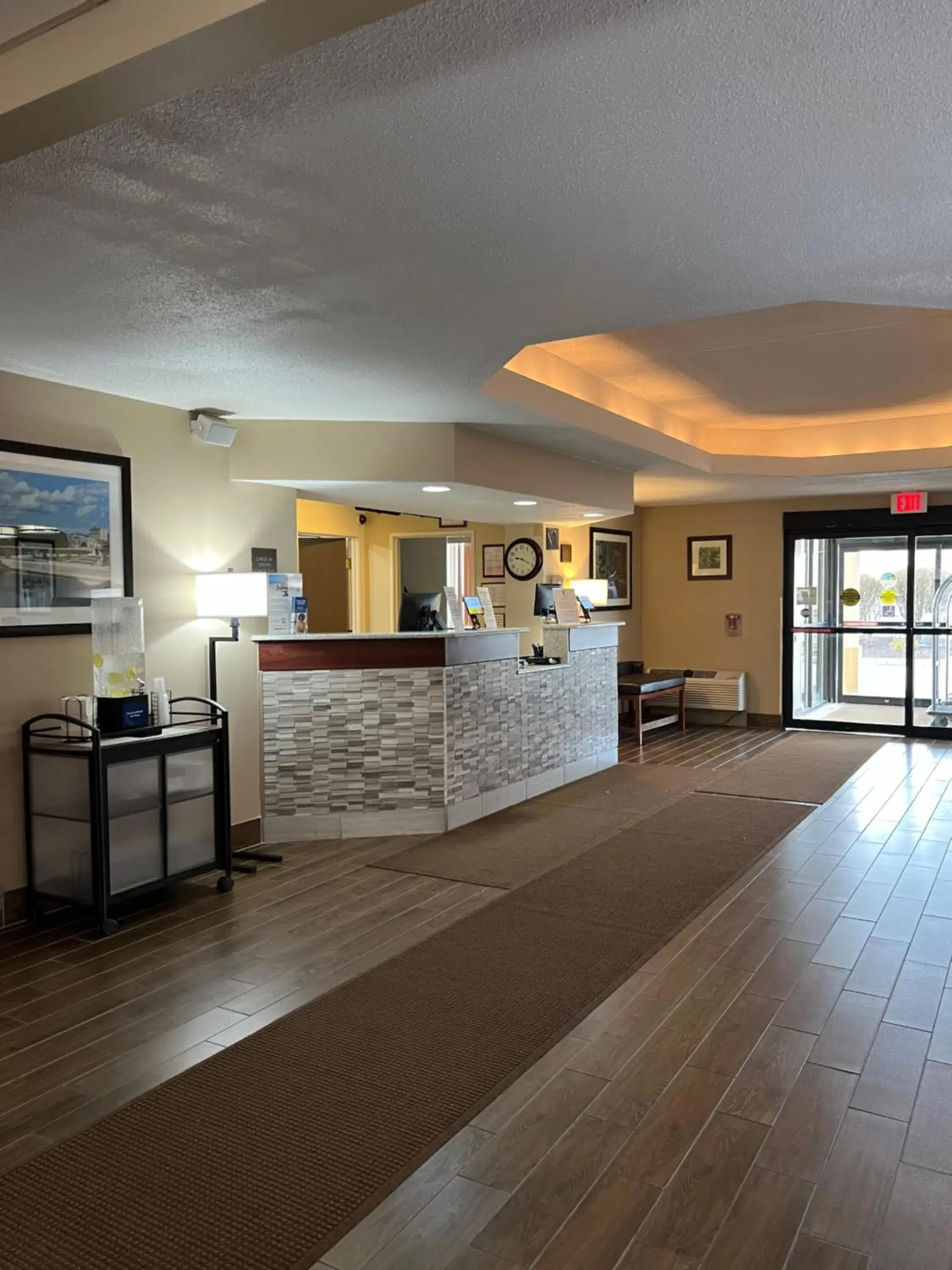 Lobby or reception in Comfort Inn & Suites Wilkes Barre - Arena Lobby or reception in Comfort Inn & Suites Wilkes Barre - Arena