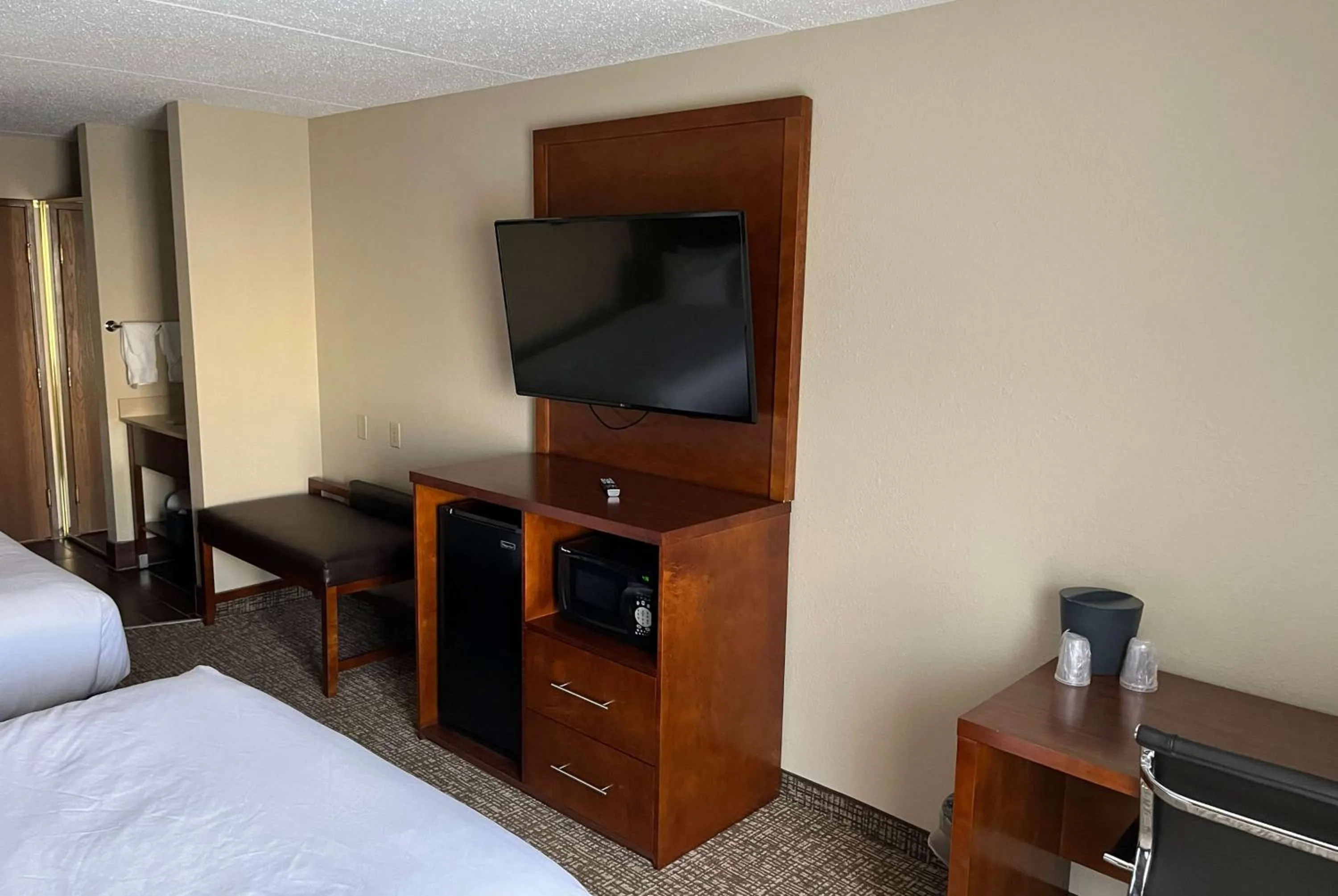 Photo of the whole room, Bed in Wingate by Wyndham Clearfield