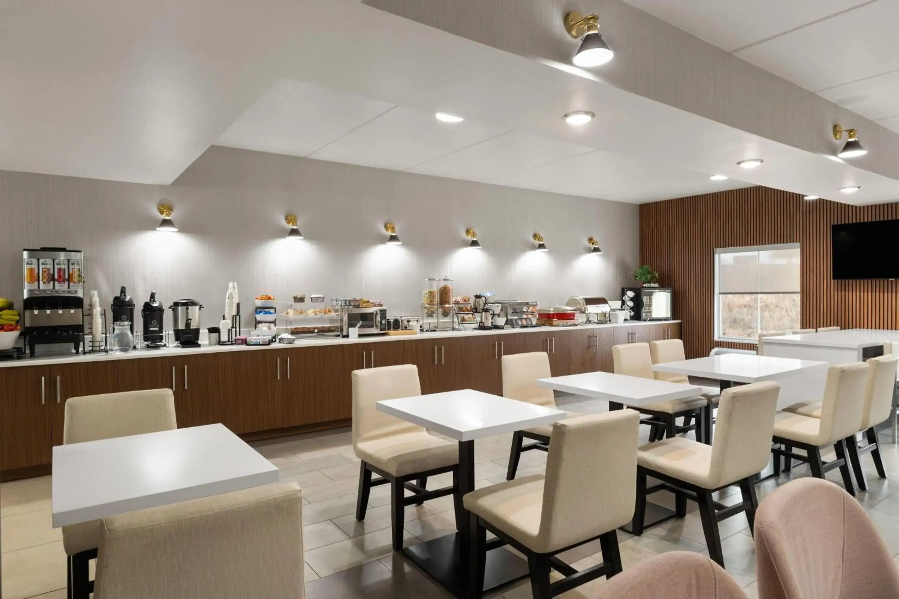 Breakfast in Wingate by Wyndham Clearfield Breakfast in Wingate by Wyndham Clearfield