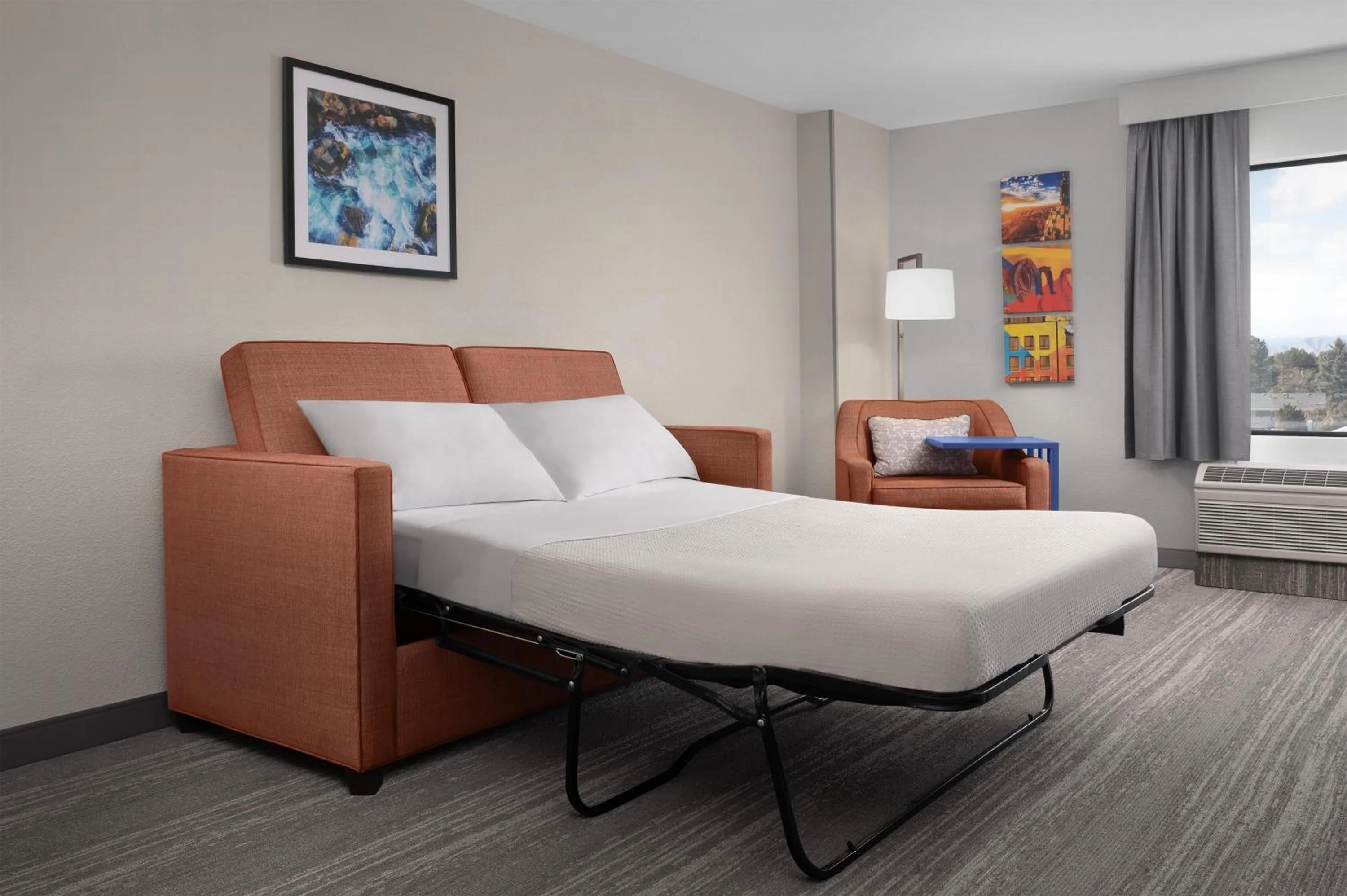Bed in Hampton Inn & Suites Denver-Cherry Creek