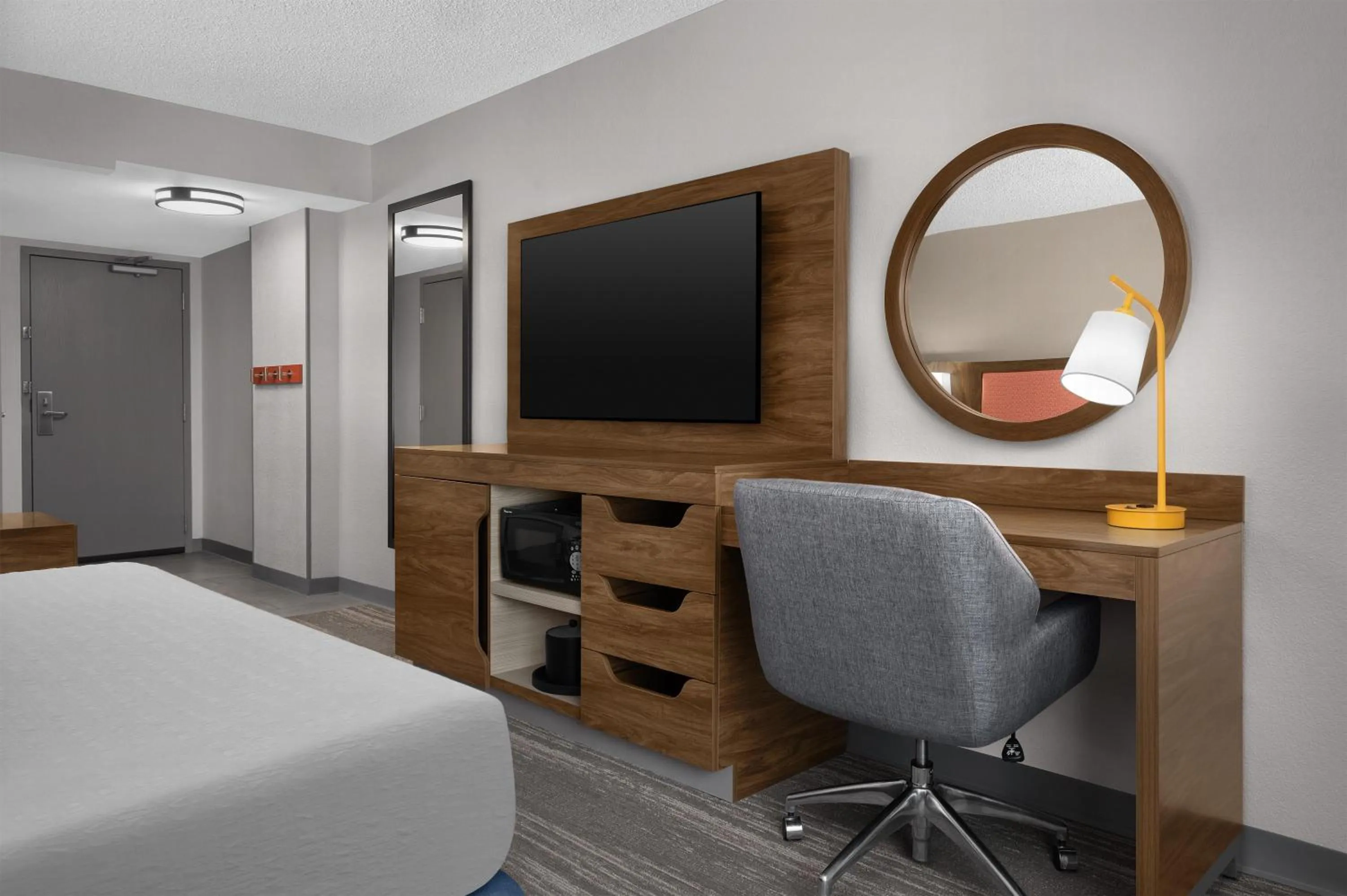 Bed in Hampton Inn & Suites Denver-Cherry Creek