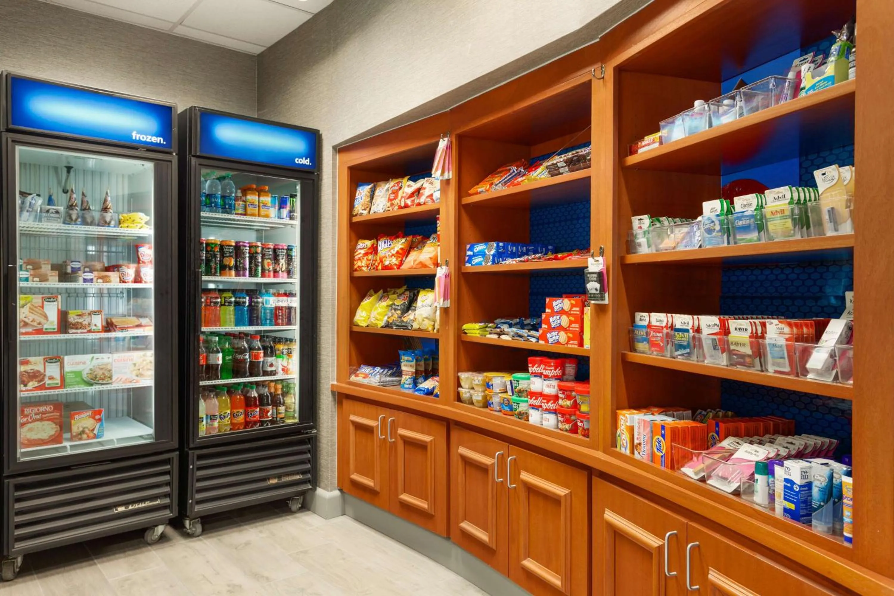 Breakfast in Hampton Inn & Suites Denver-Cherry Creek