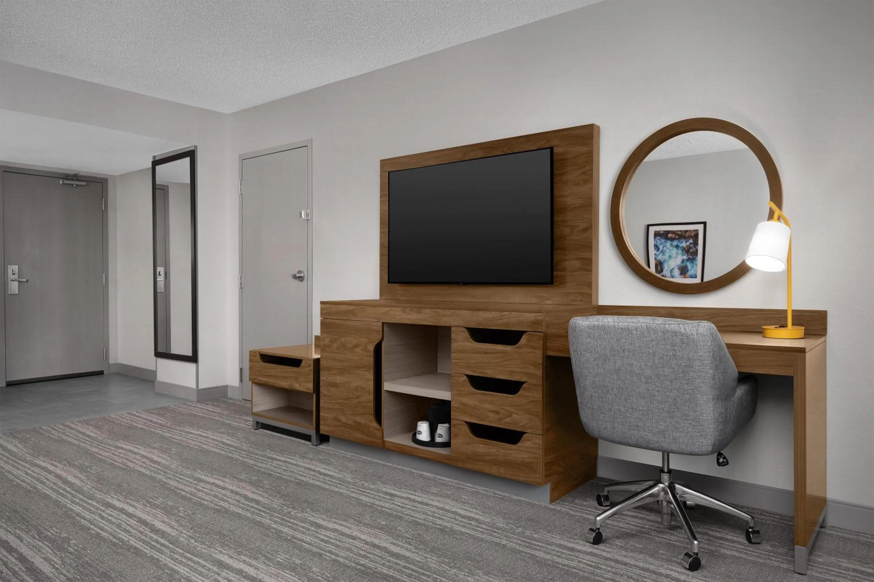 Bedroom in Hampton Inn & Suites Denver-Cherry Creek