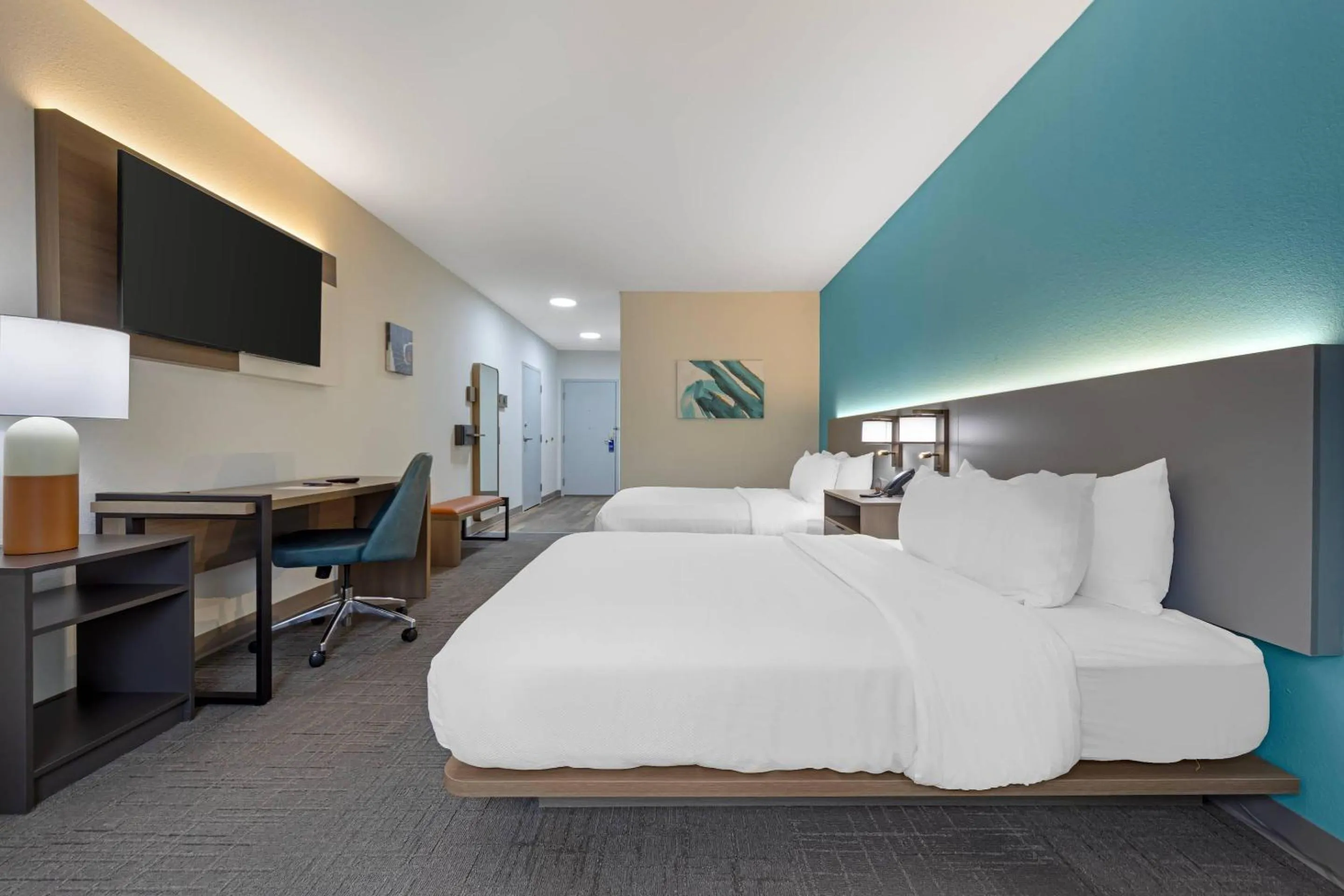 Bedroom, Bed in Comfort Suites Lewisburg