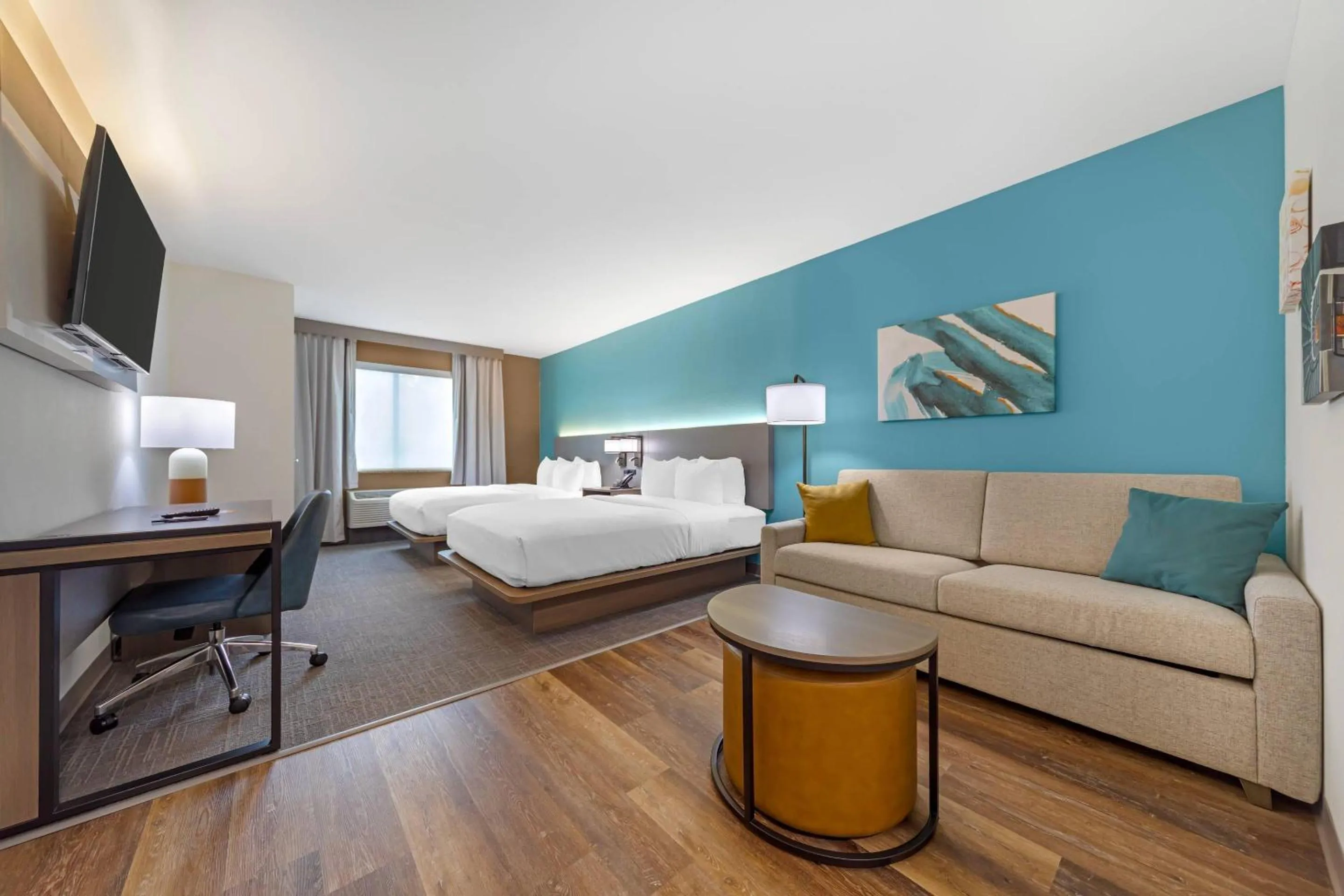 Bedroom, Bed in Comfort Suites Lewisburg