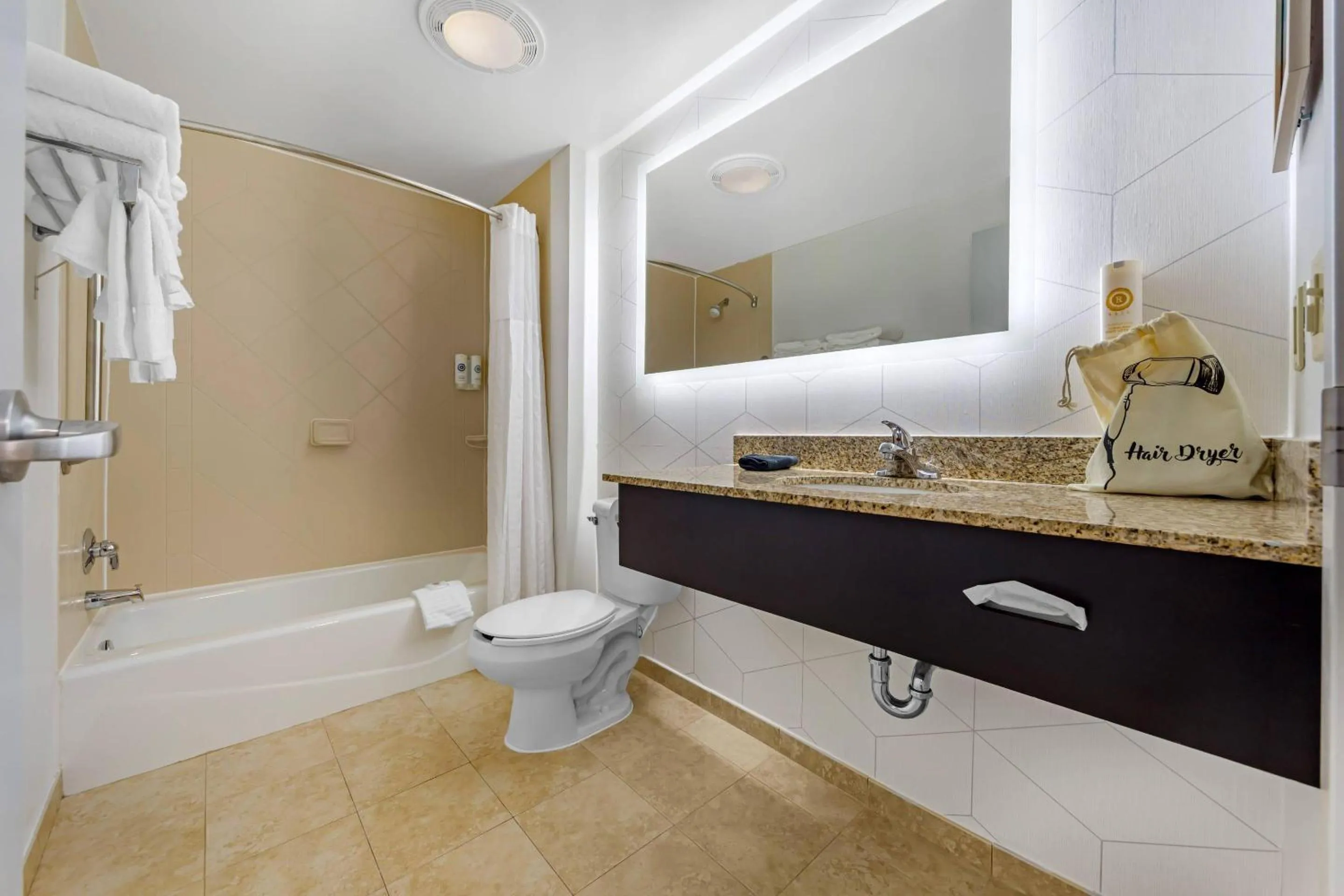 Bedroom in Comfort Suites Lewisburg