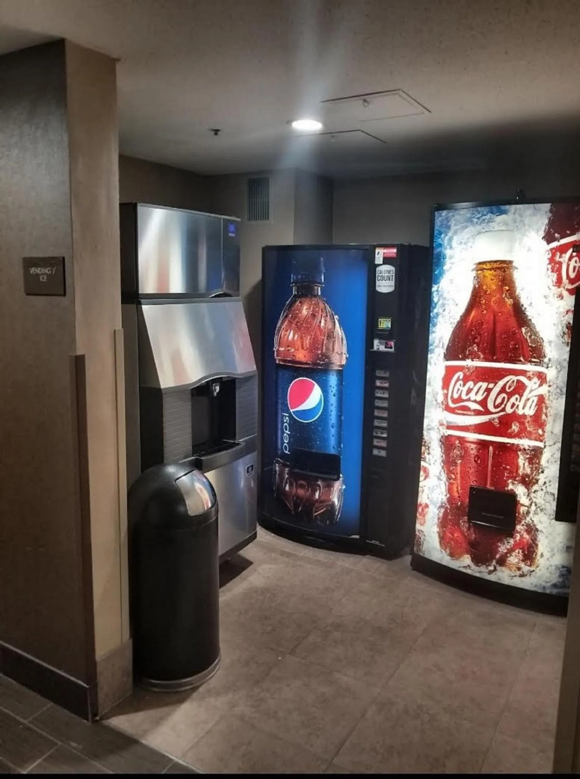 Food and drinks in Comfort Inn, Erie - Near Presque Isle