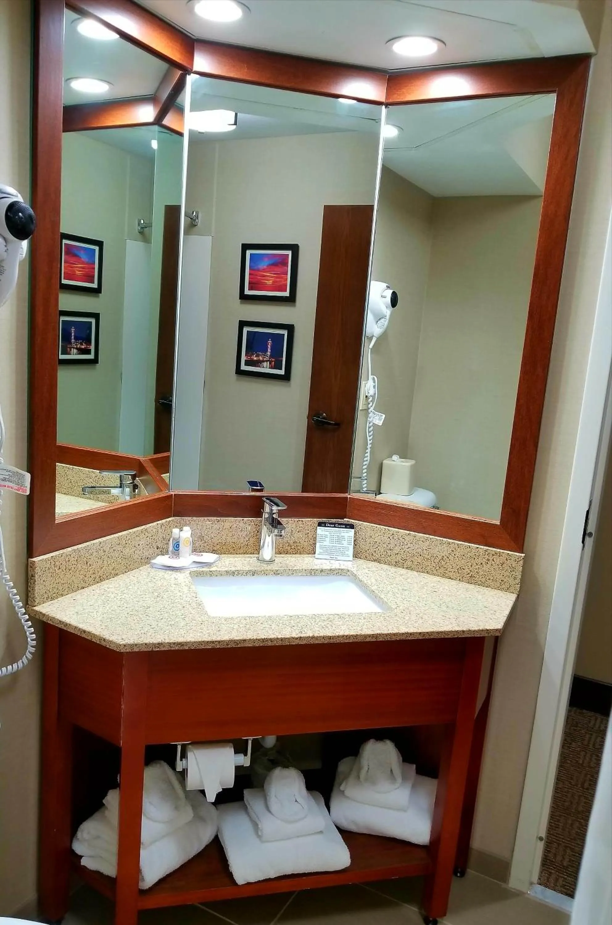 Toilet in Comfort Inn, Erie - Near Presque Isle