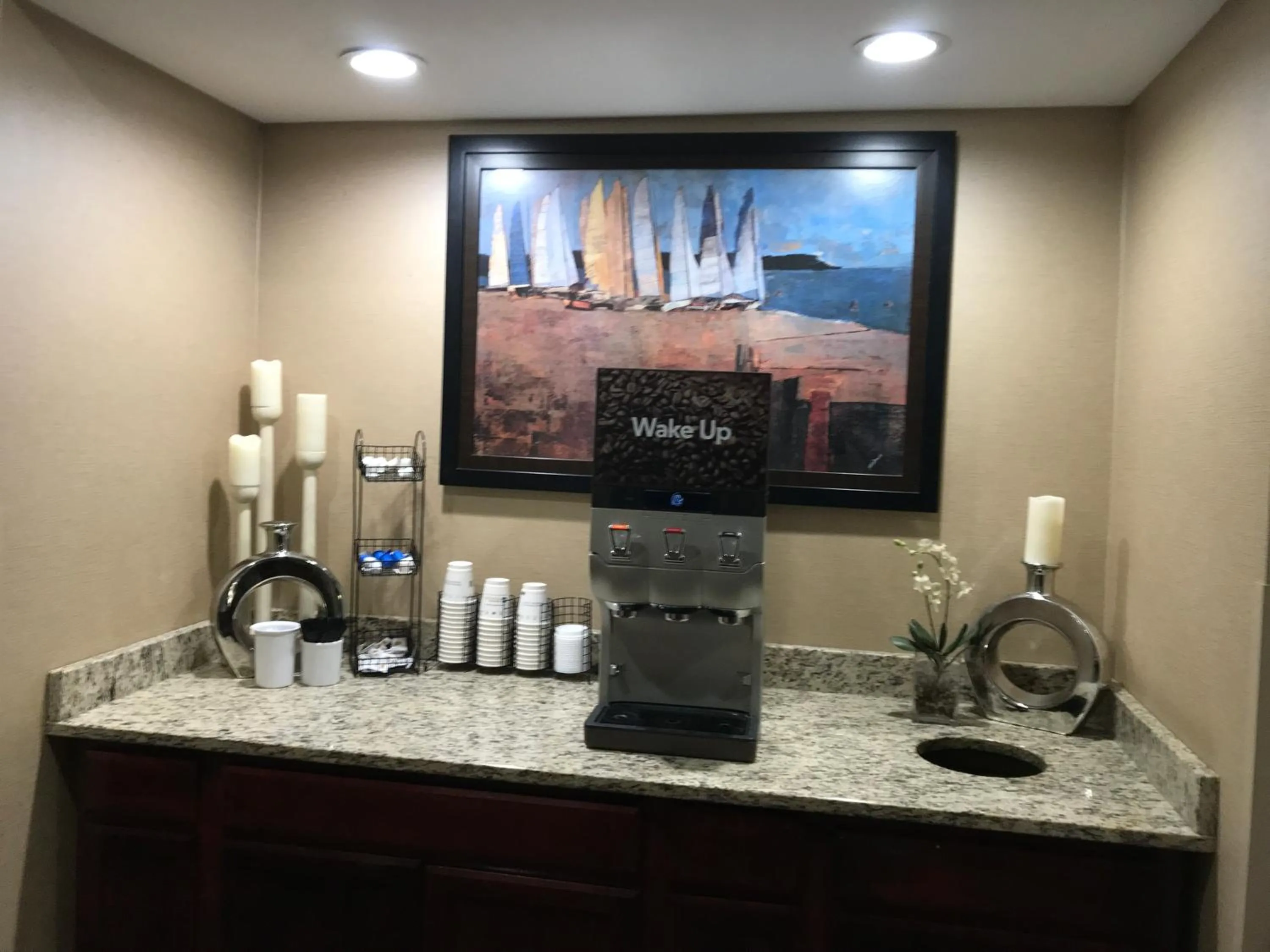 Coffee/tea facilities in Comfort Inn, Erie - Near Presque Isle