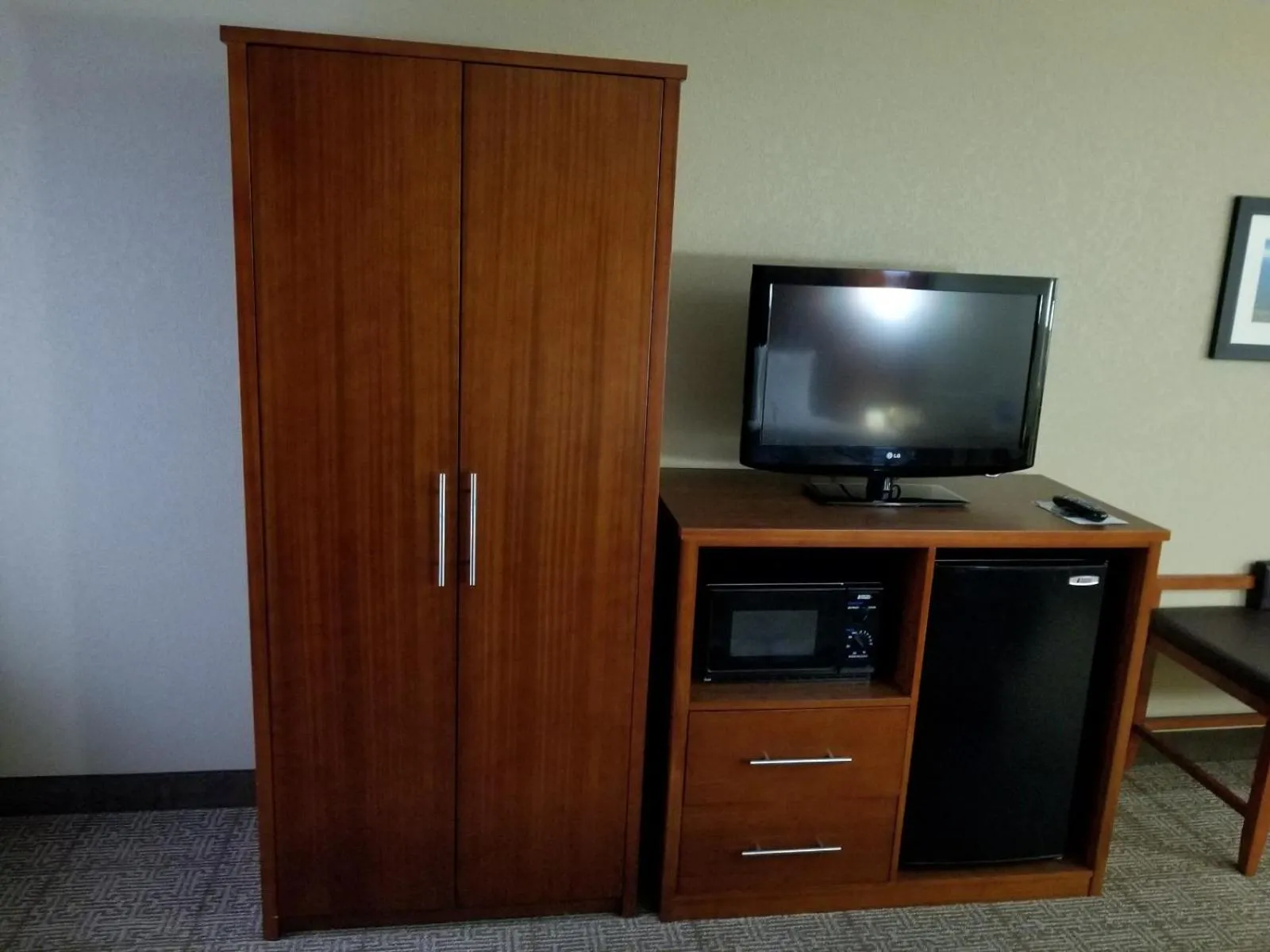 minibar in Comfort Inn, Erie - Near Presque Isle