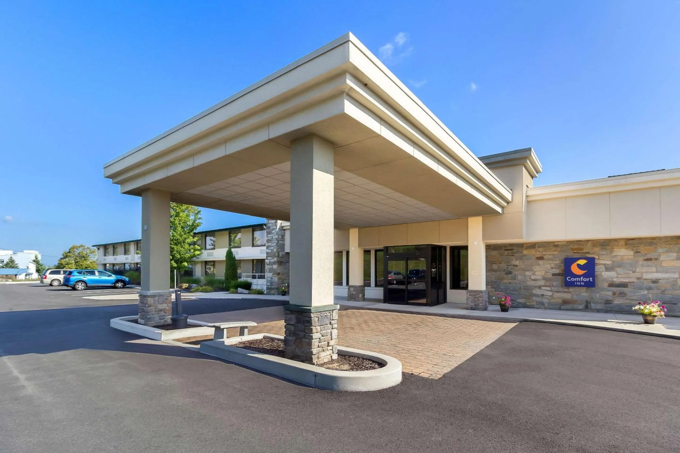 Property building in Comfort Inn
