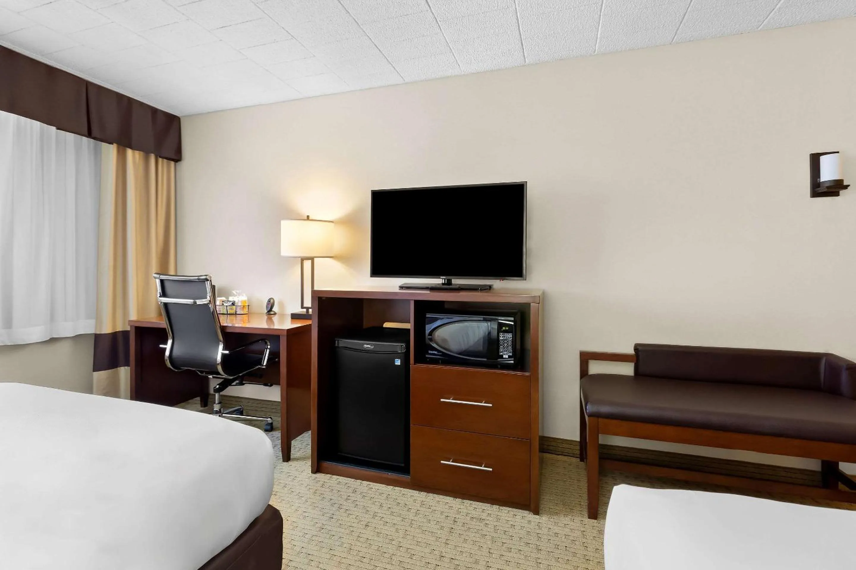 Bedroom, Bed in Comfort Inn