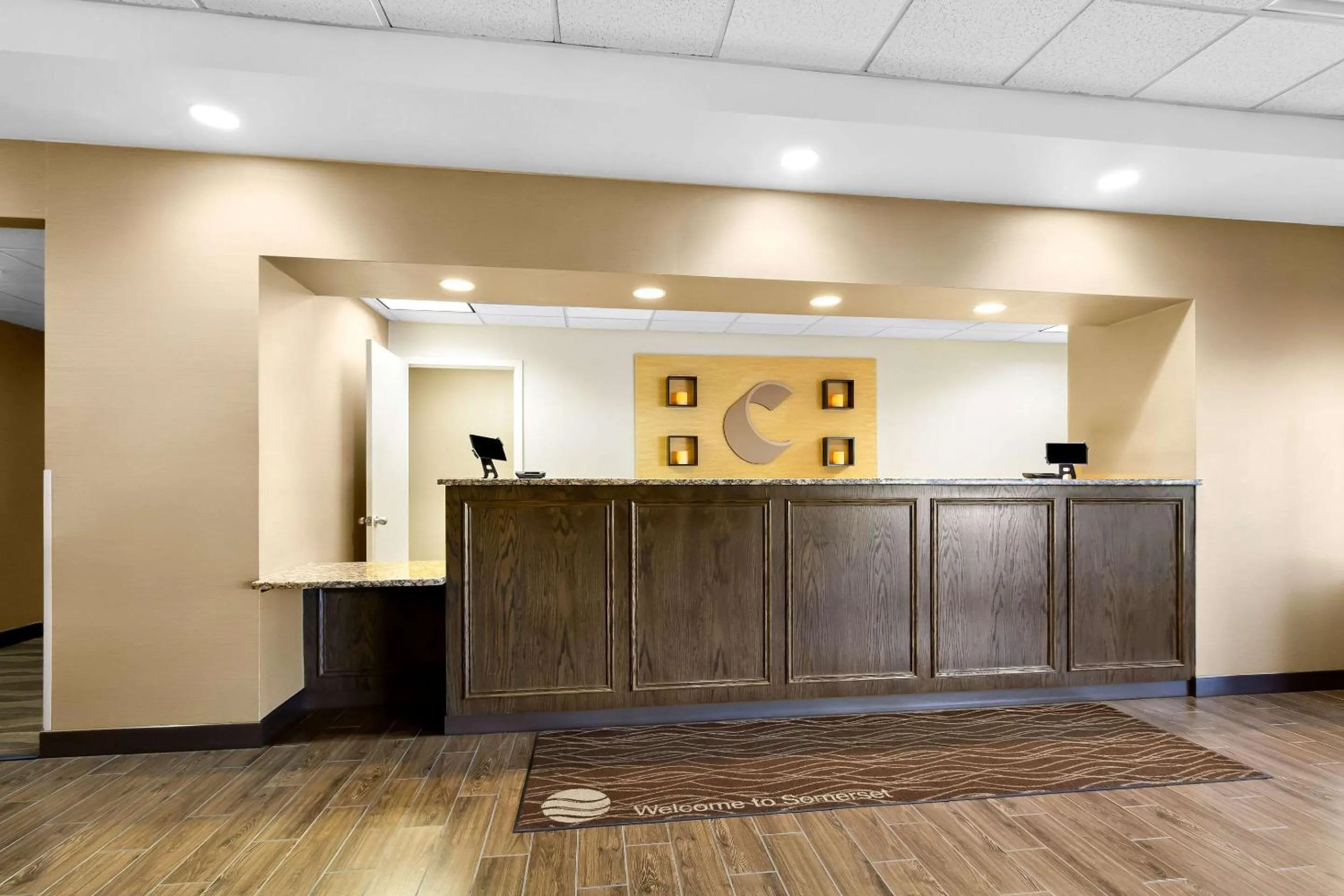 On-site shops in Comfort Inn