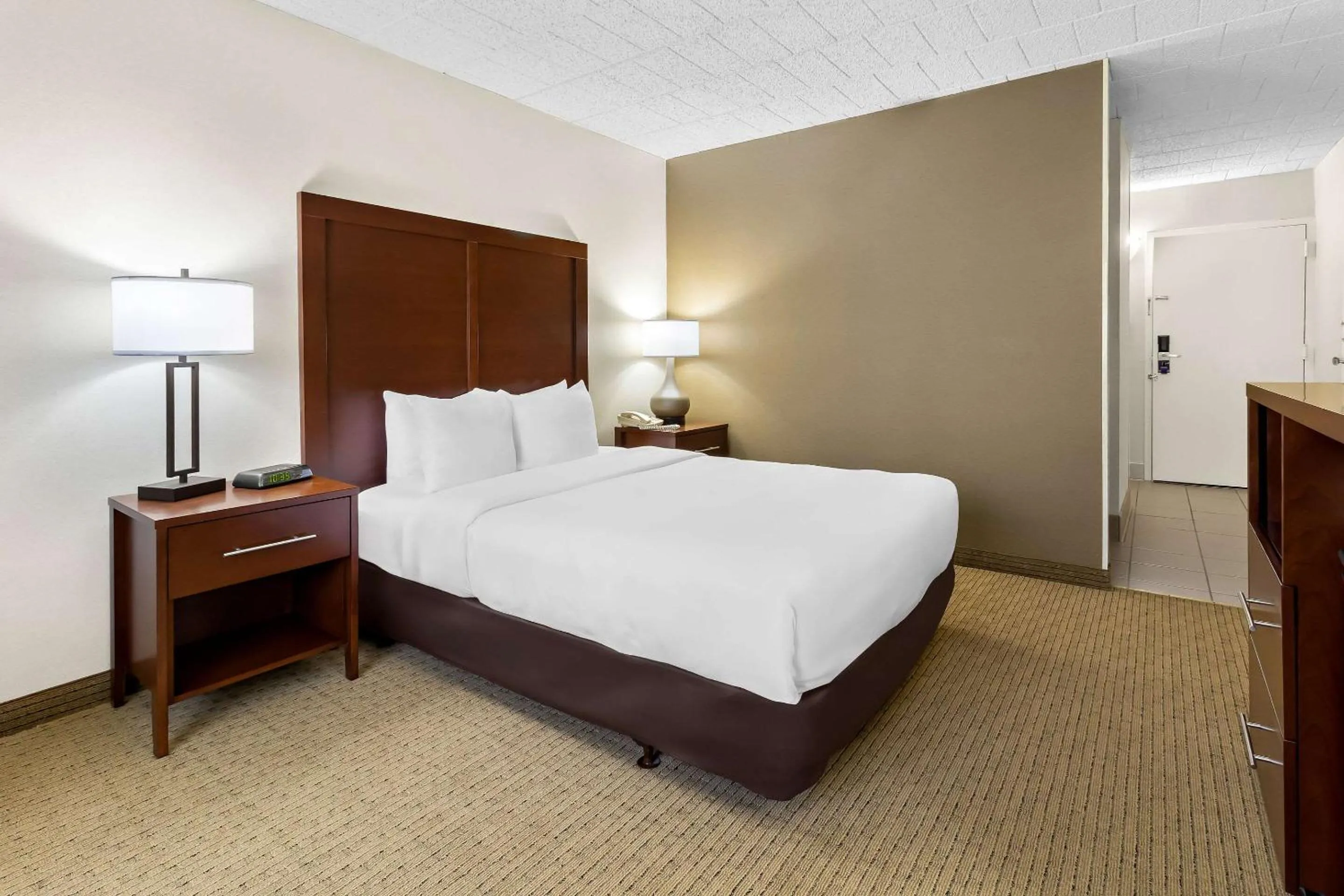 Bedroom, Bed in Comfort Inn