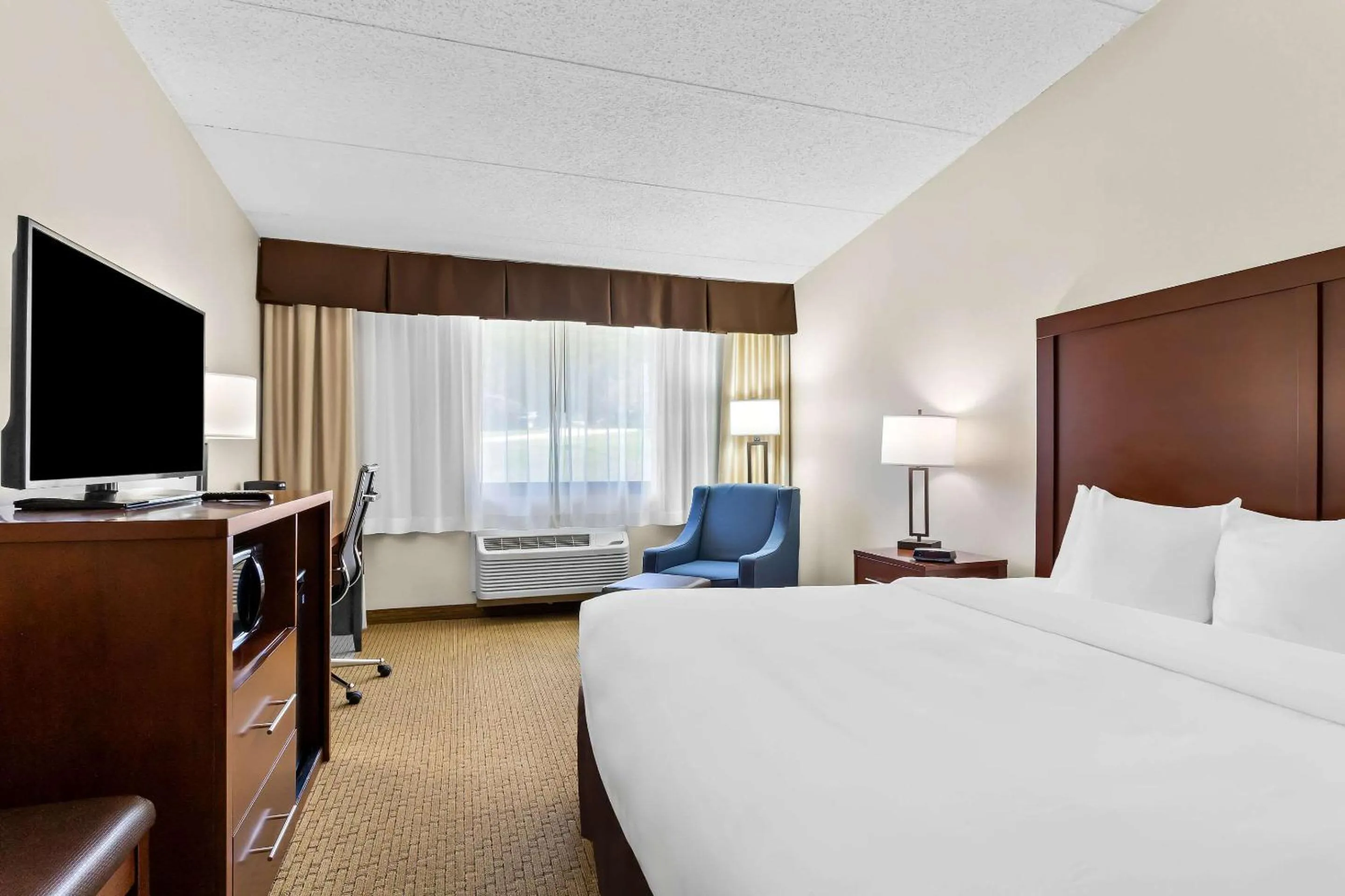 Bedroom, Bed in Comfort Inn