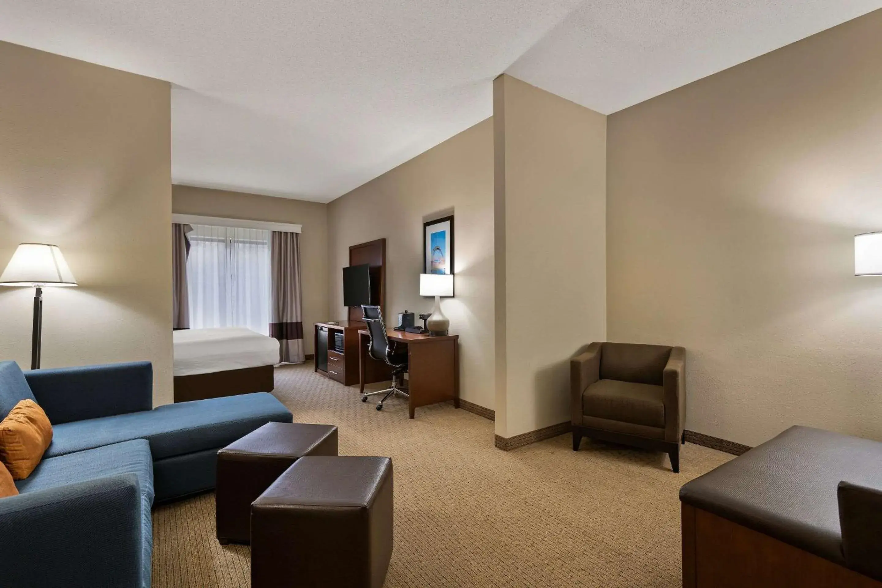 Bedroom, Bed in Comfort Suites Hummelstown - Hershey Bedroom, Bed in Comfort Suites Hummelstown - Hershey