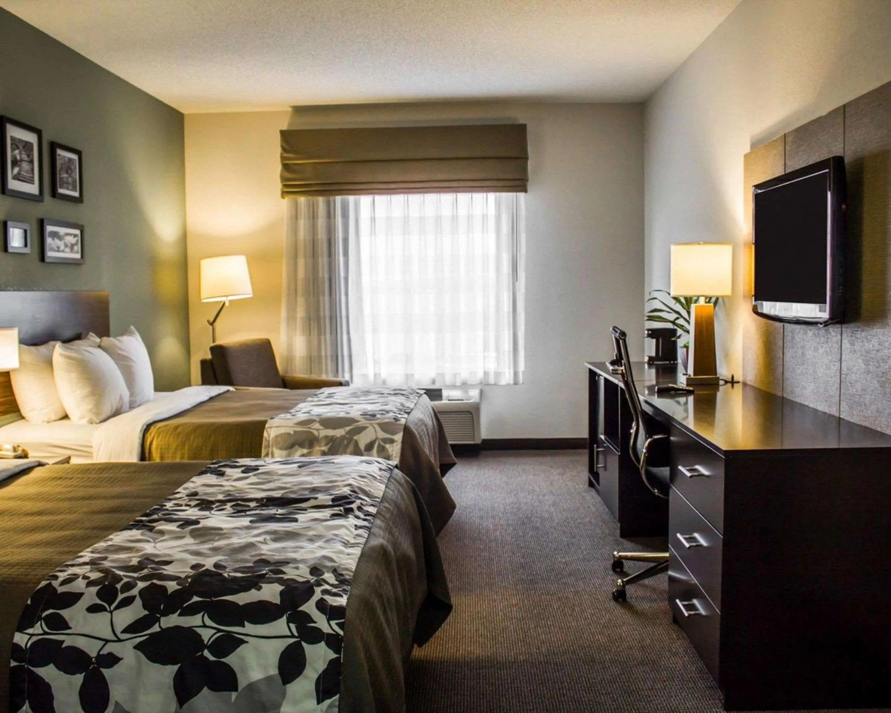 Bedroom in Sleep Inn & Suites Harrisburg - Hershey Southwest