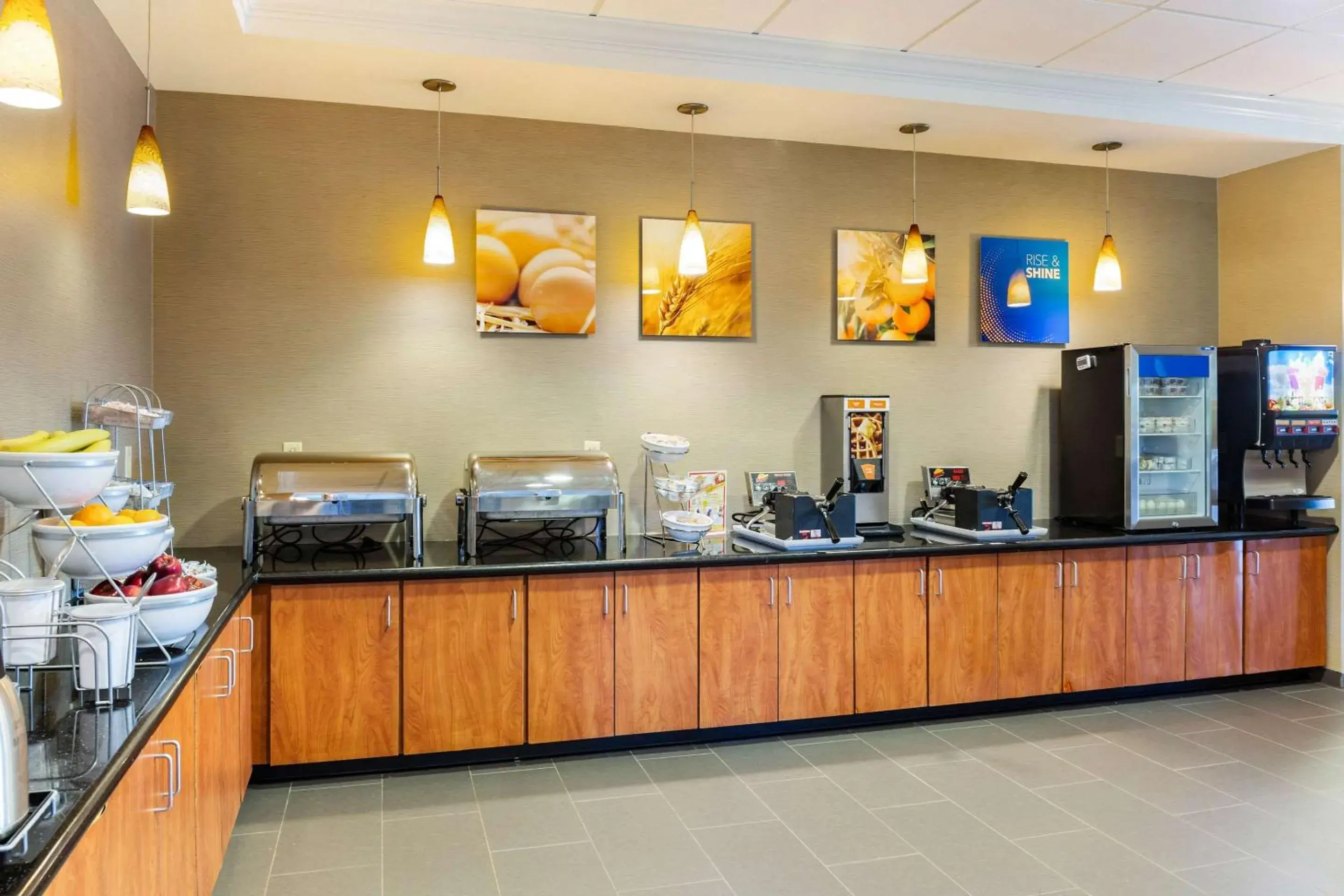 Breakfast in Comfort Suites Lancaster Amish Country Breakfast in Comfort Suites Lancaster Amish Country