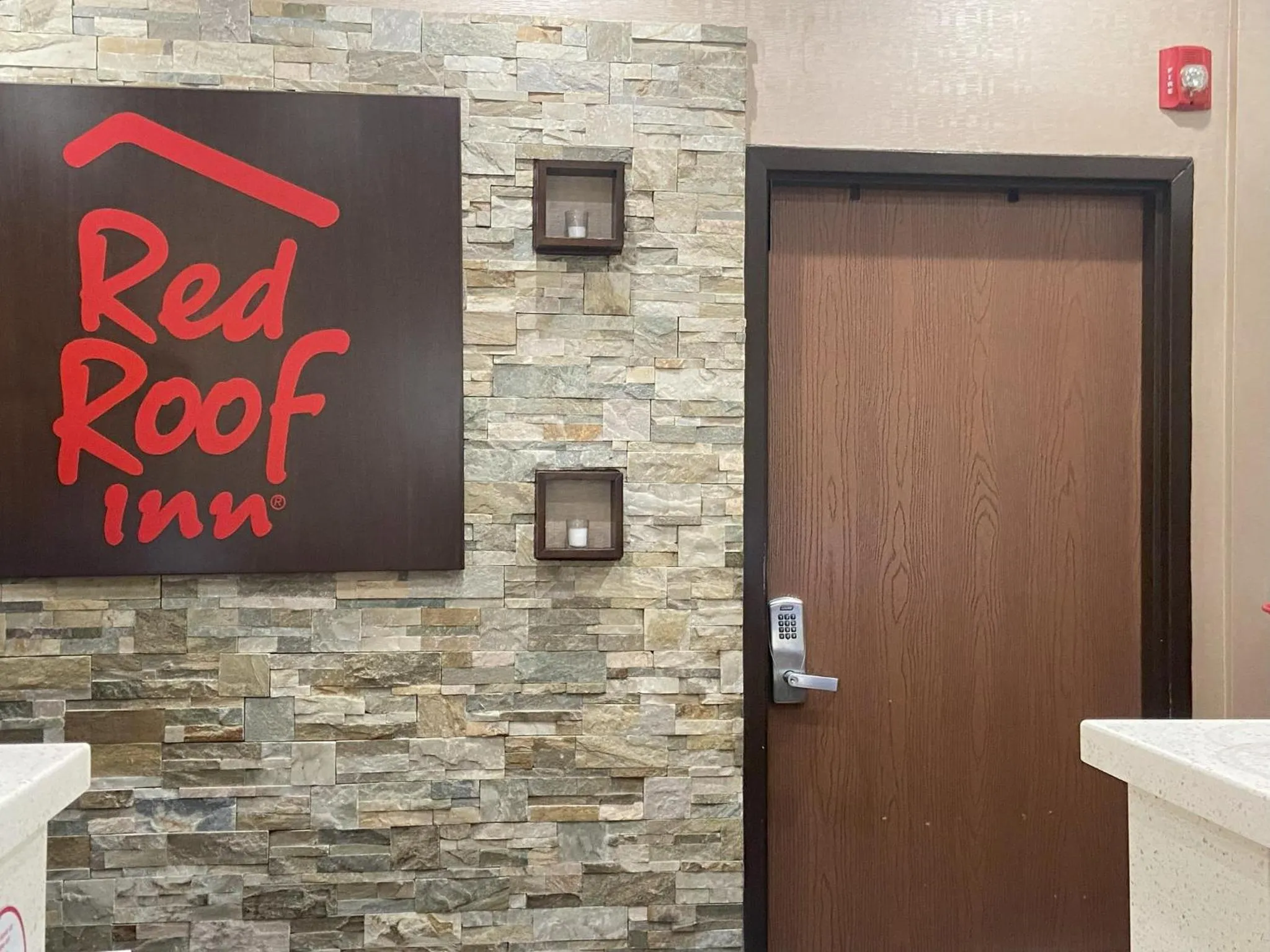 Lobby or reception in Red Roof Inn Pittsburgh - McKnight Rd