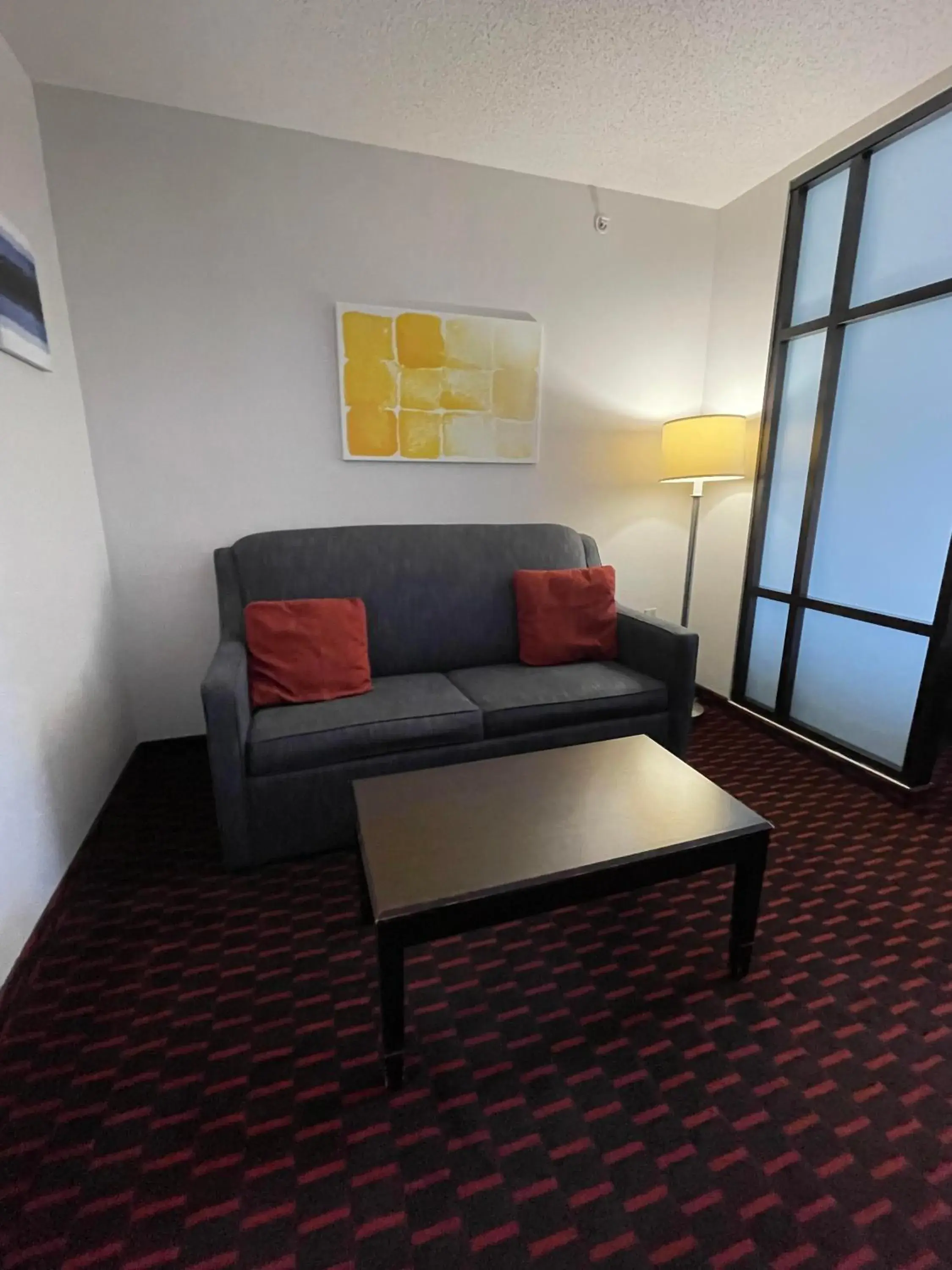 Queen Suite - Non-Smoking in Comfort Suites Altoona North Queen Suite - Non-Smoking in Comfort Suites Altoona North