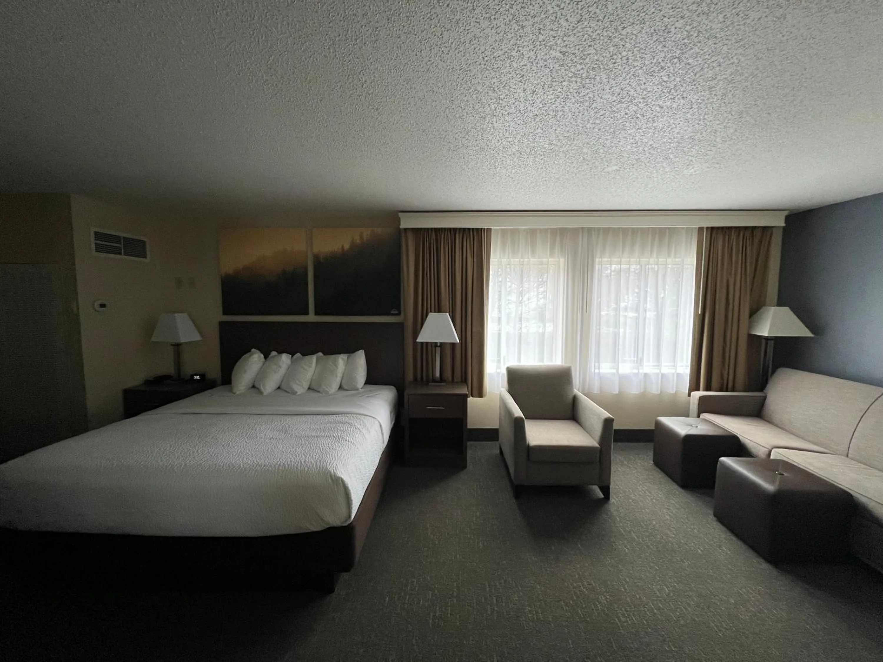 Bed in Days Inn by Wyndham Penn State