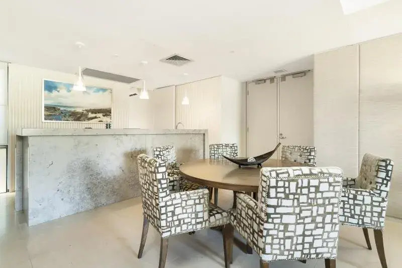 Living room in Mindil Beach Casino Resort Living room in Mindil Beach Casino Resort