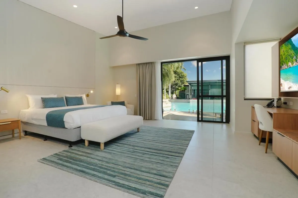 Bed in Mindil Beach Casino Resort