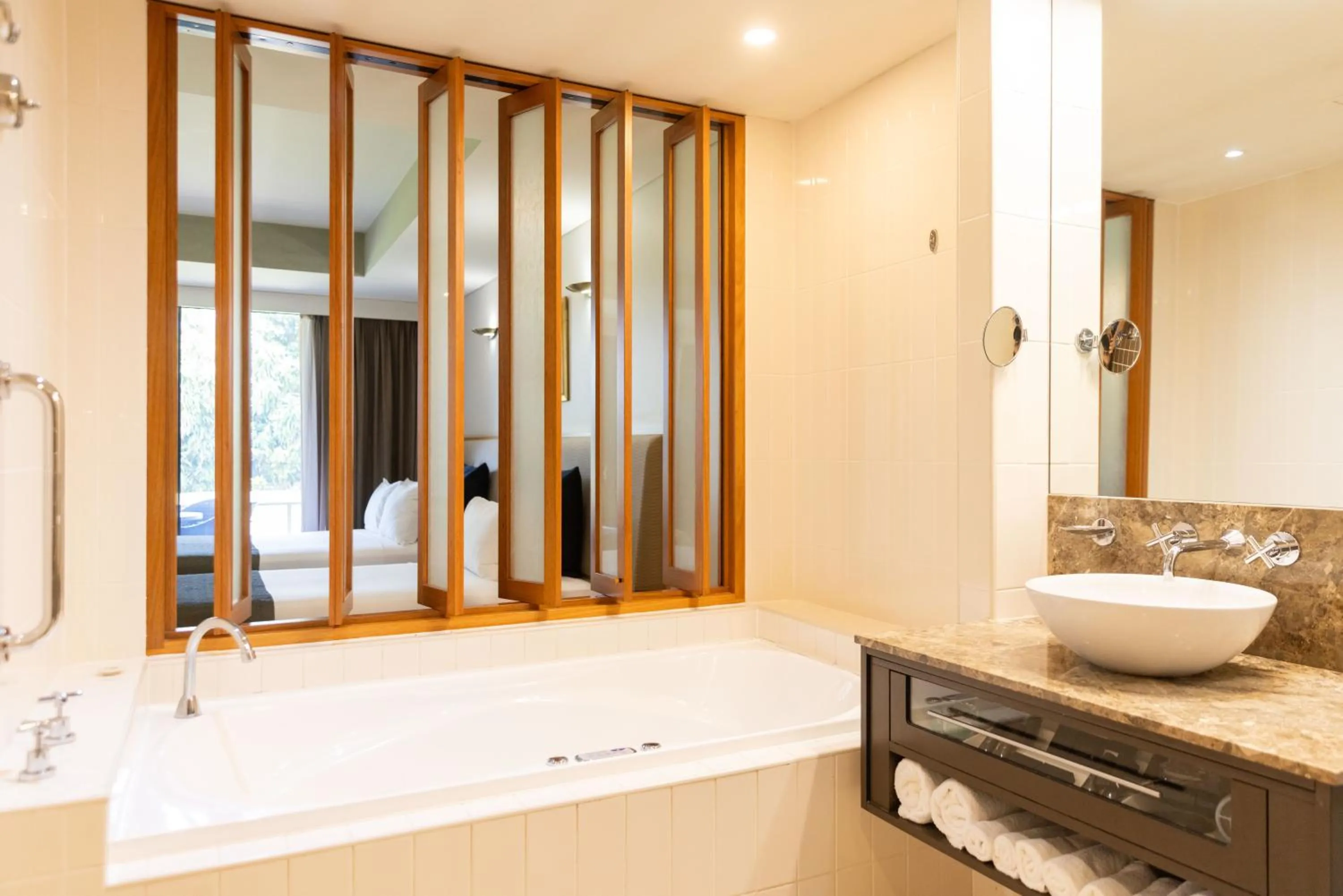 Bathroom in Mindil Beach Casino Resort