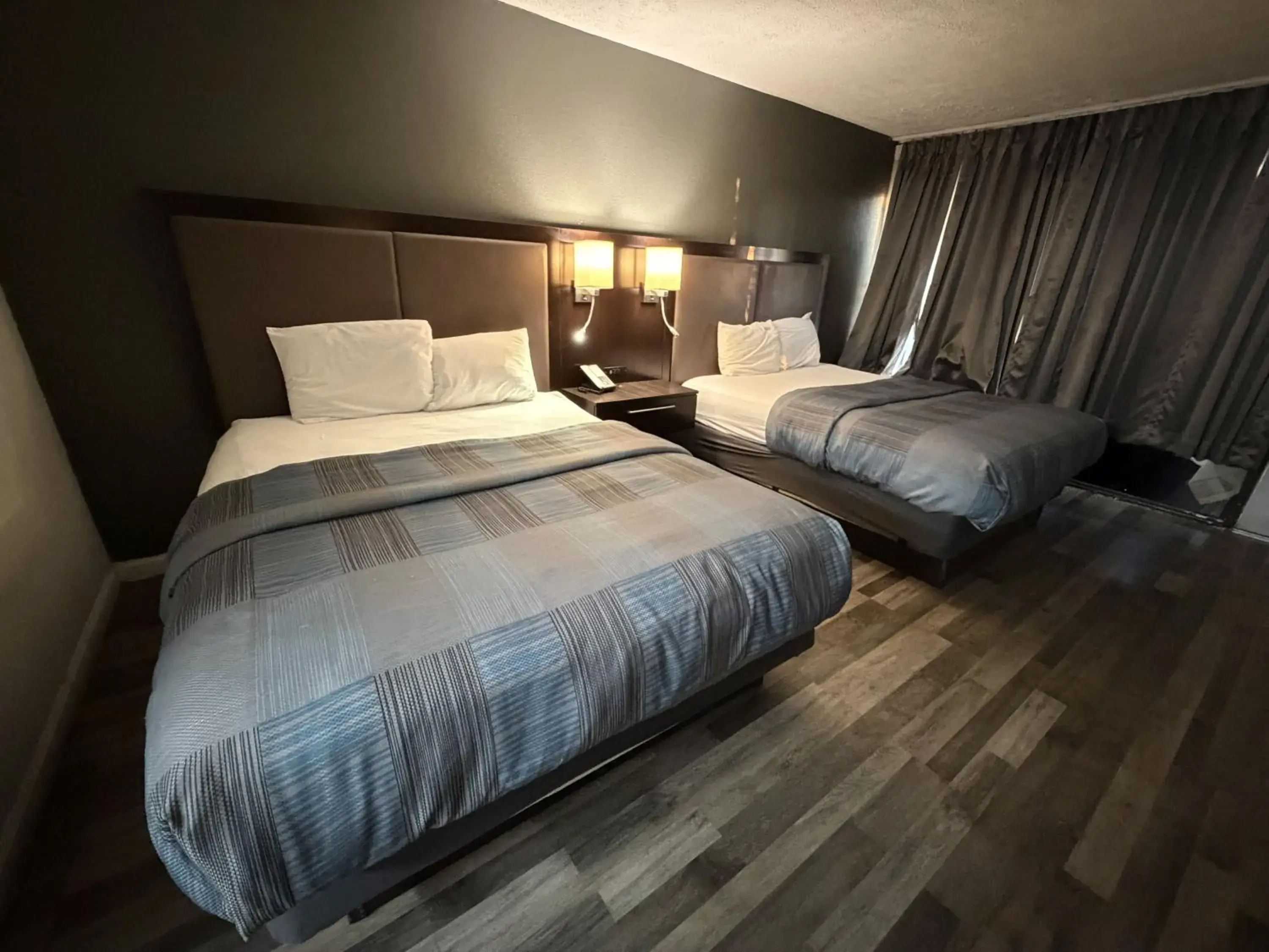 Bed in Wilkes-Barre Inn & Suites Bed in Wilkes-Barre Inn & Suites