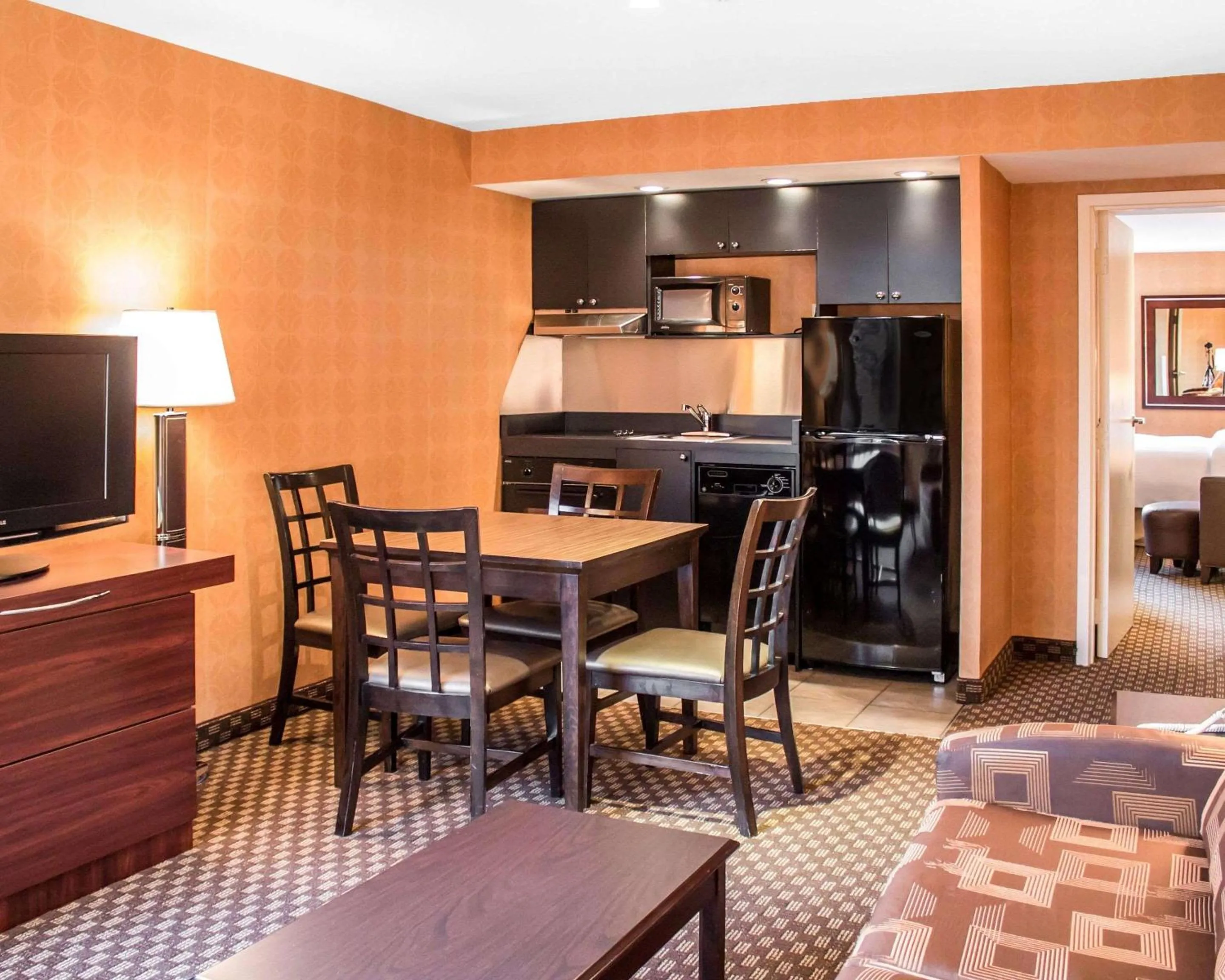 Photo of the whole room in The Woodlands Inn