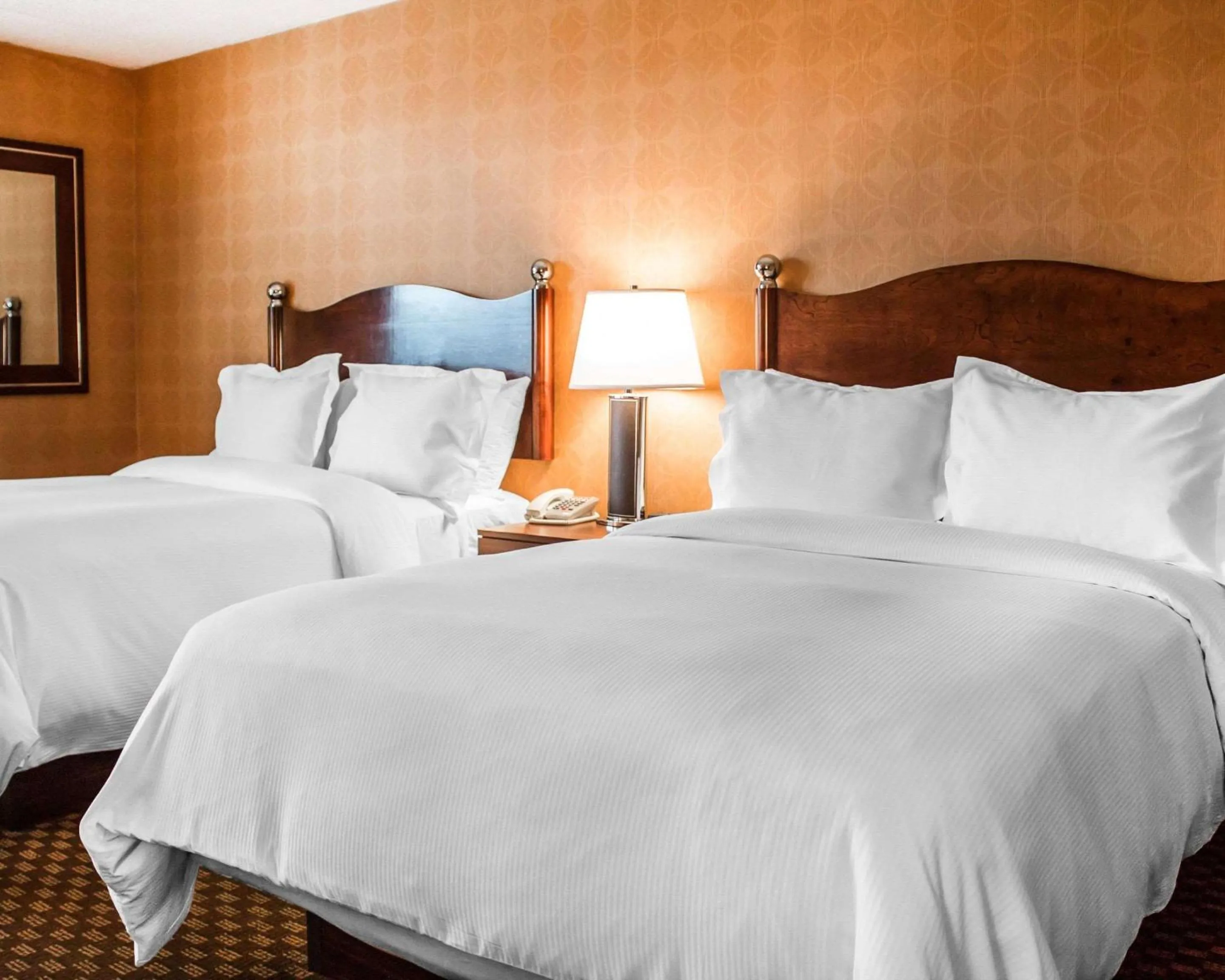 Photo of the whole room in The Woodlands Inn