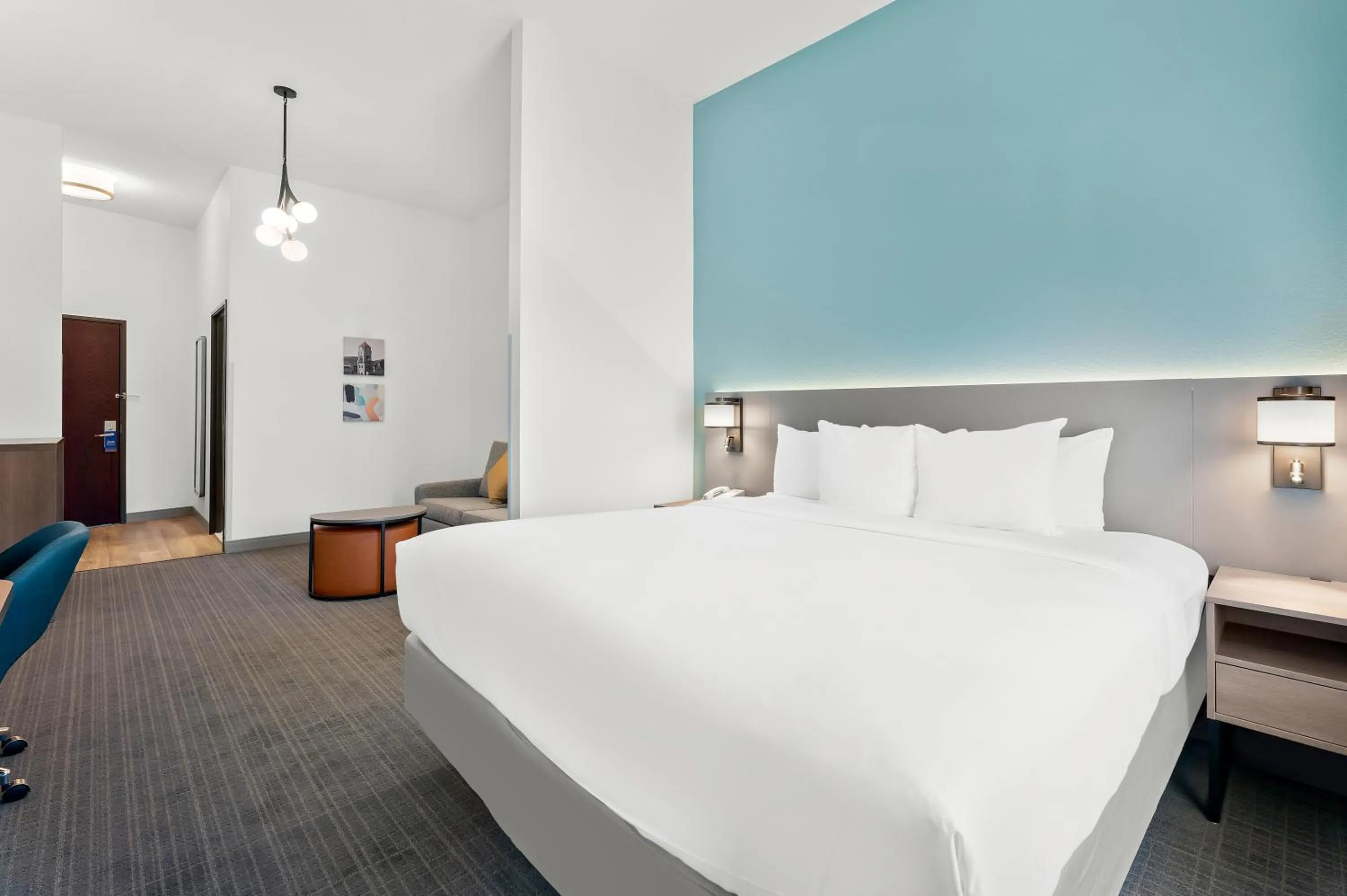 Bedroom, Bed in Comfort Inn & Suites Tunkhannock