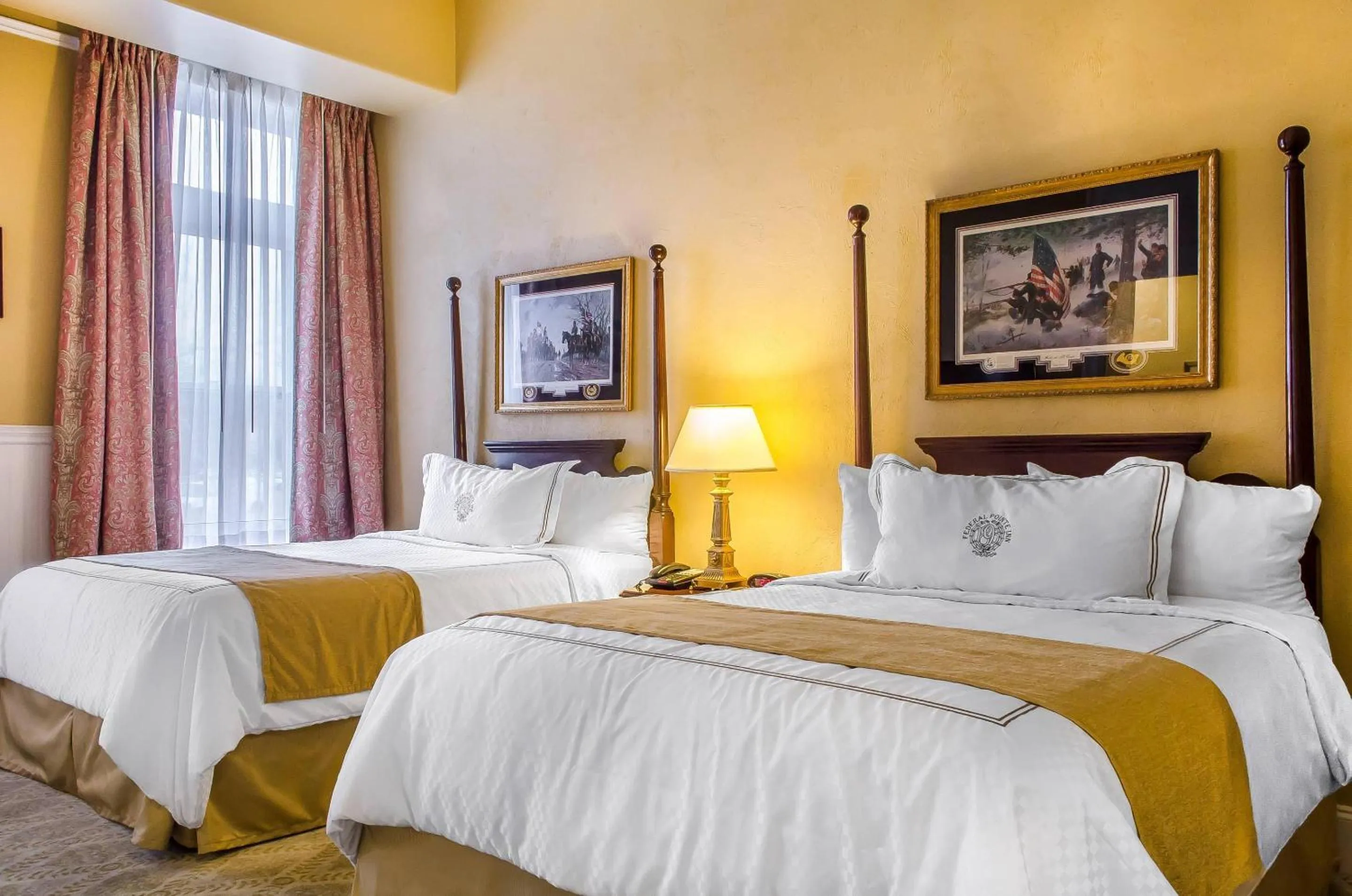 Bedroom, Bed in The Federal Pointe Inn Gettysburg, an Ascend Collection Hotel