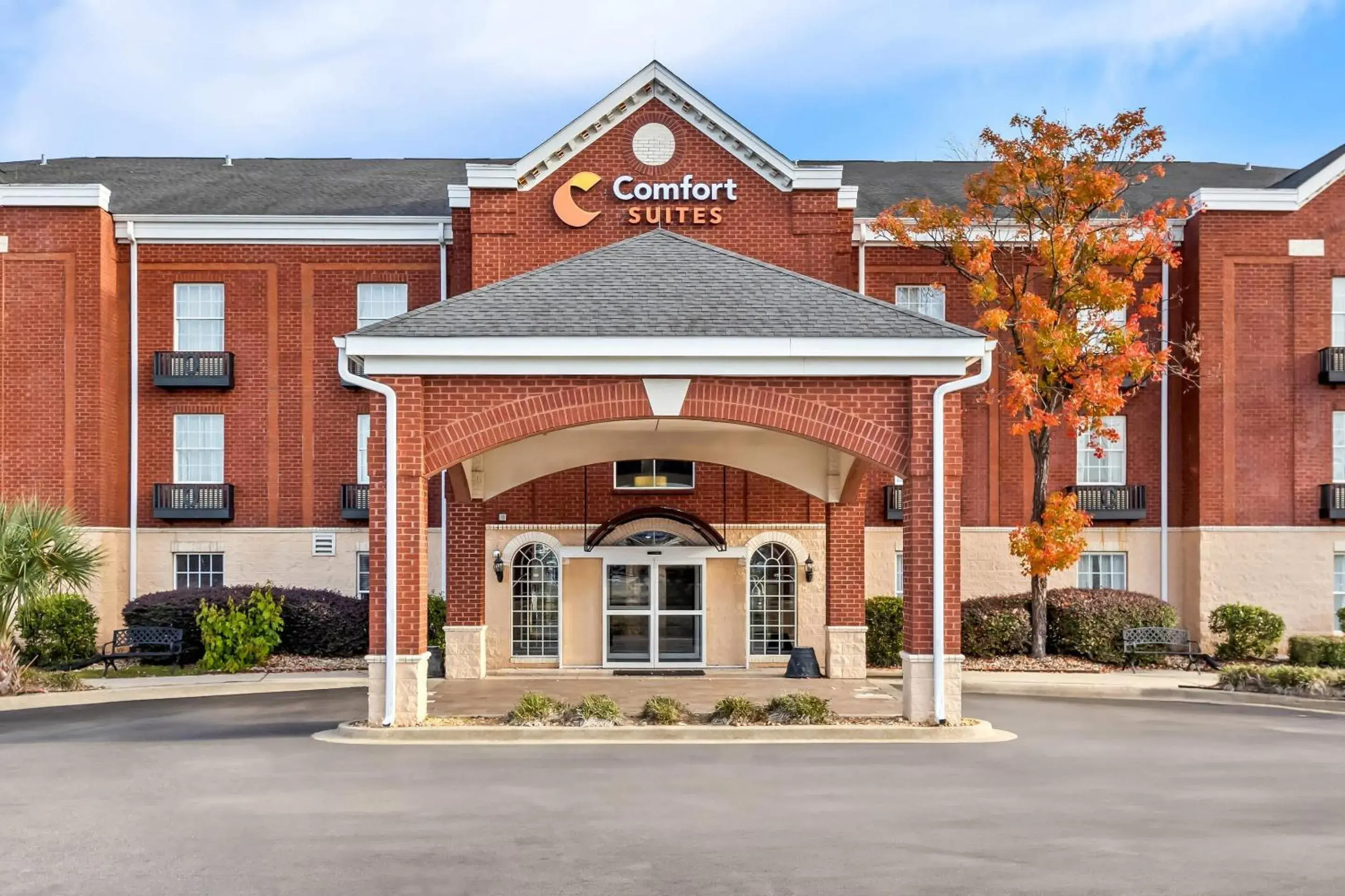 Property building in Comfort Suites Sumter near Shaw AFB Property building in Comfort Suites Sumter near Shaw AFB