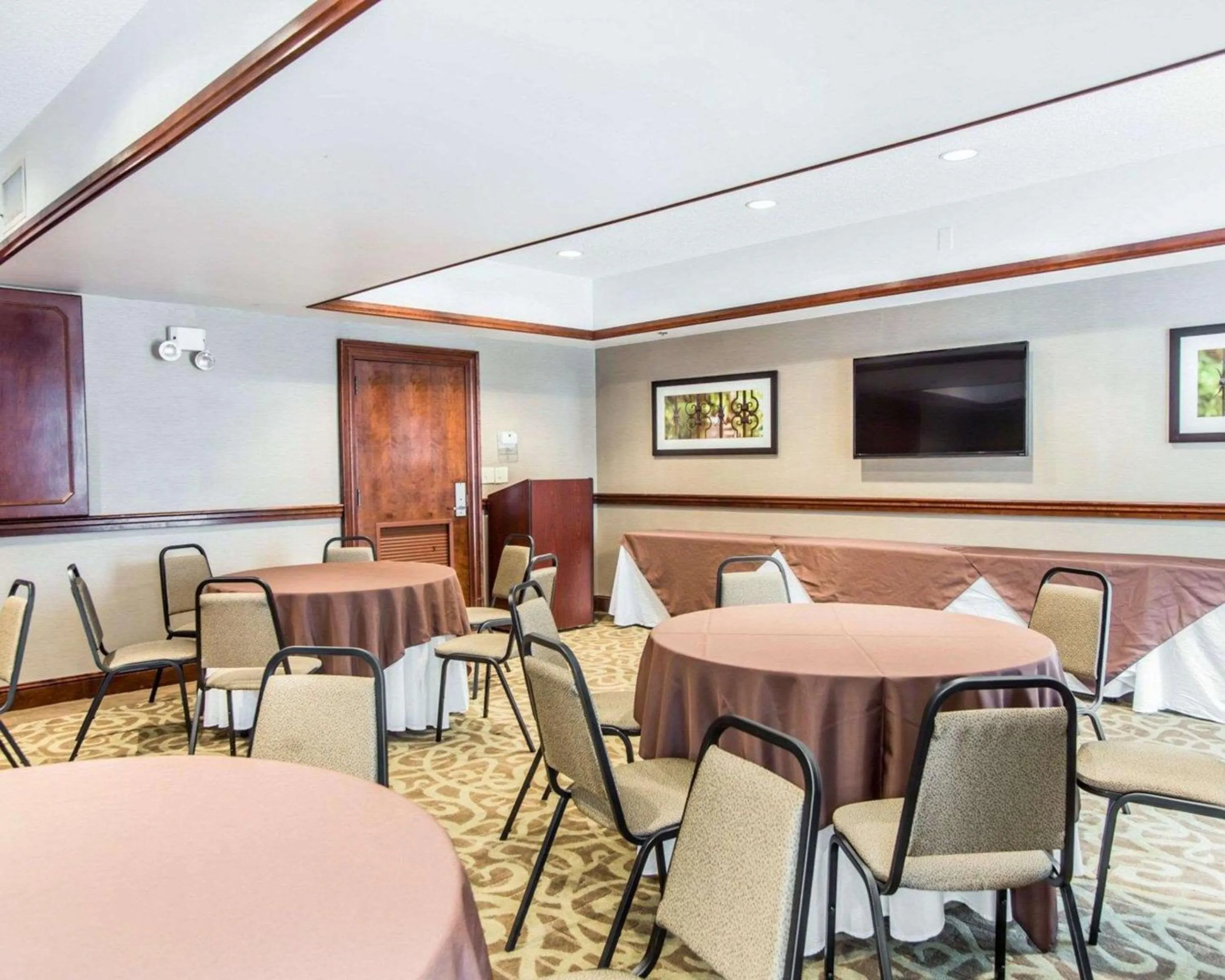 Meeting/conference room in Comfort Suites Sumter near Shaw AFB