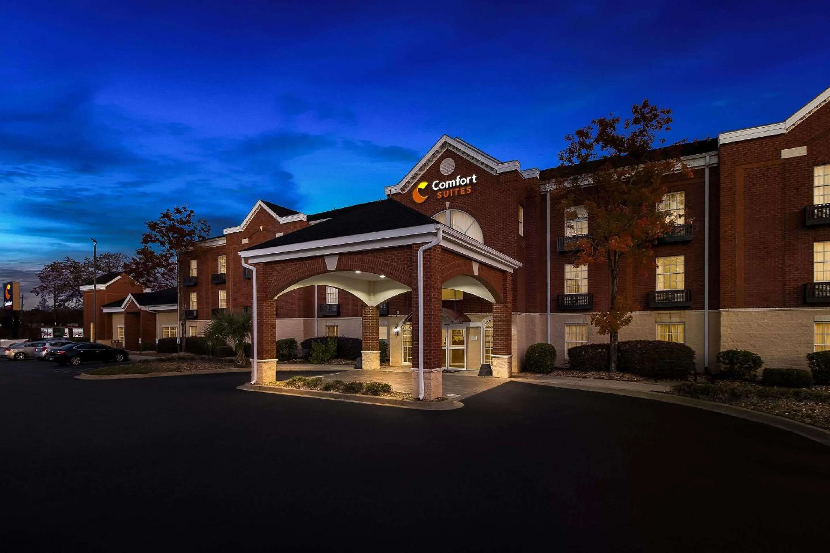 Property building in Comfort Suites Sumter near Shaw AFB
