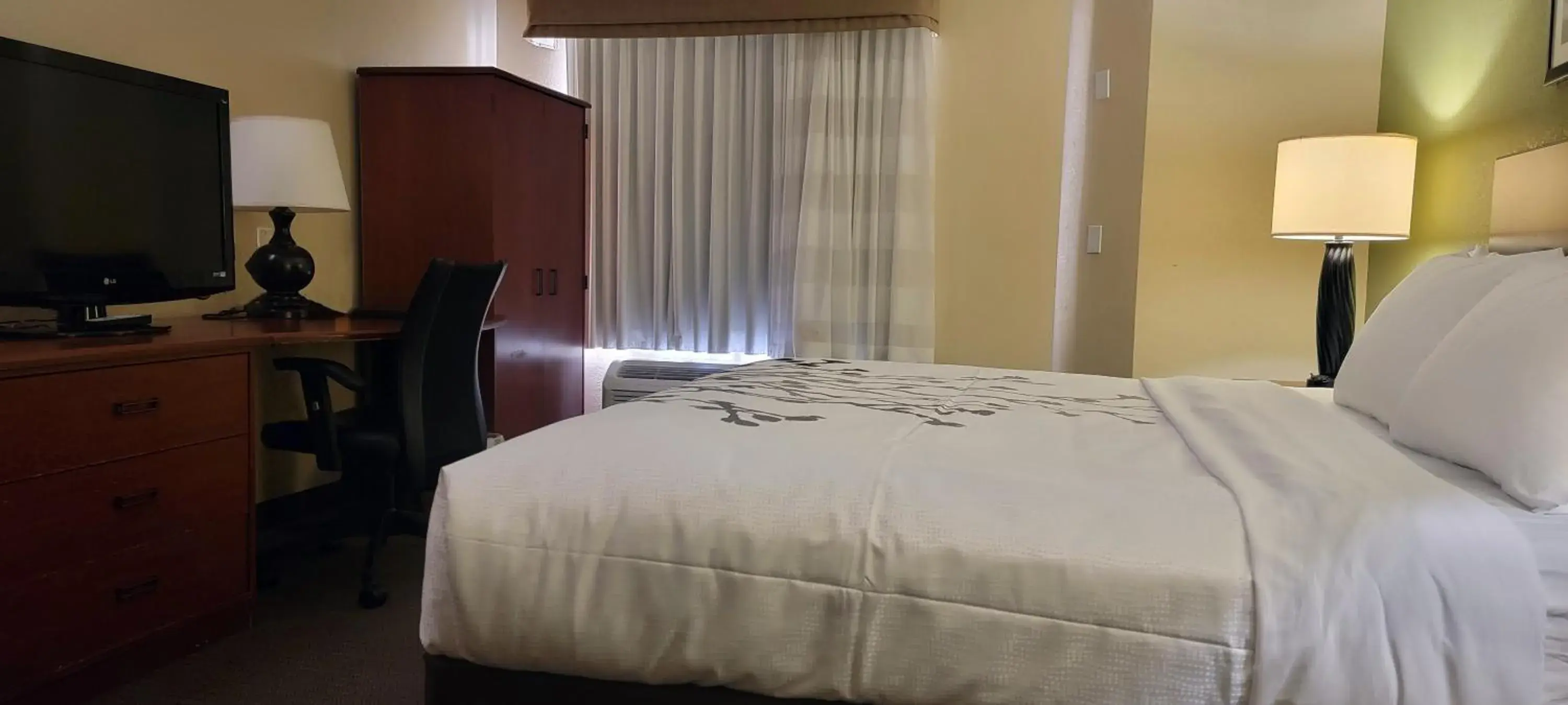 Bed in Sleep Inn Near Ft Jackson Bed in Sleep Inn Near Ft Jackson