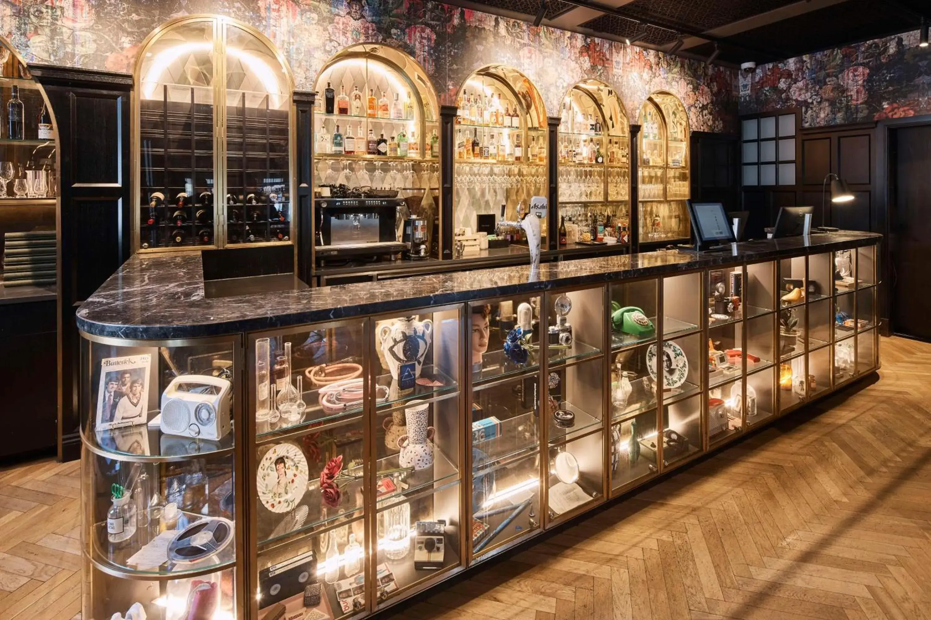 Lounge or bar in The Inchcolm by Ode Hotels Lounge or bar in The Inchcolm by Ode Hotels