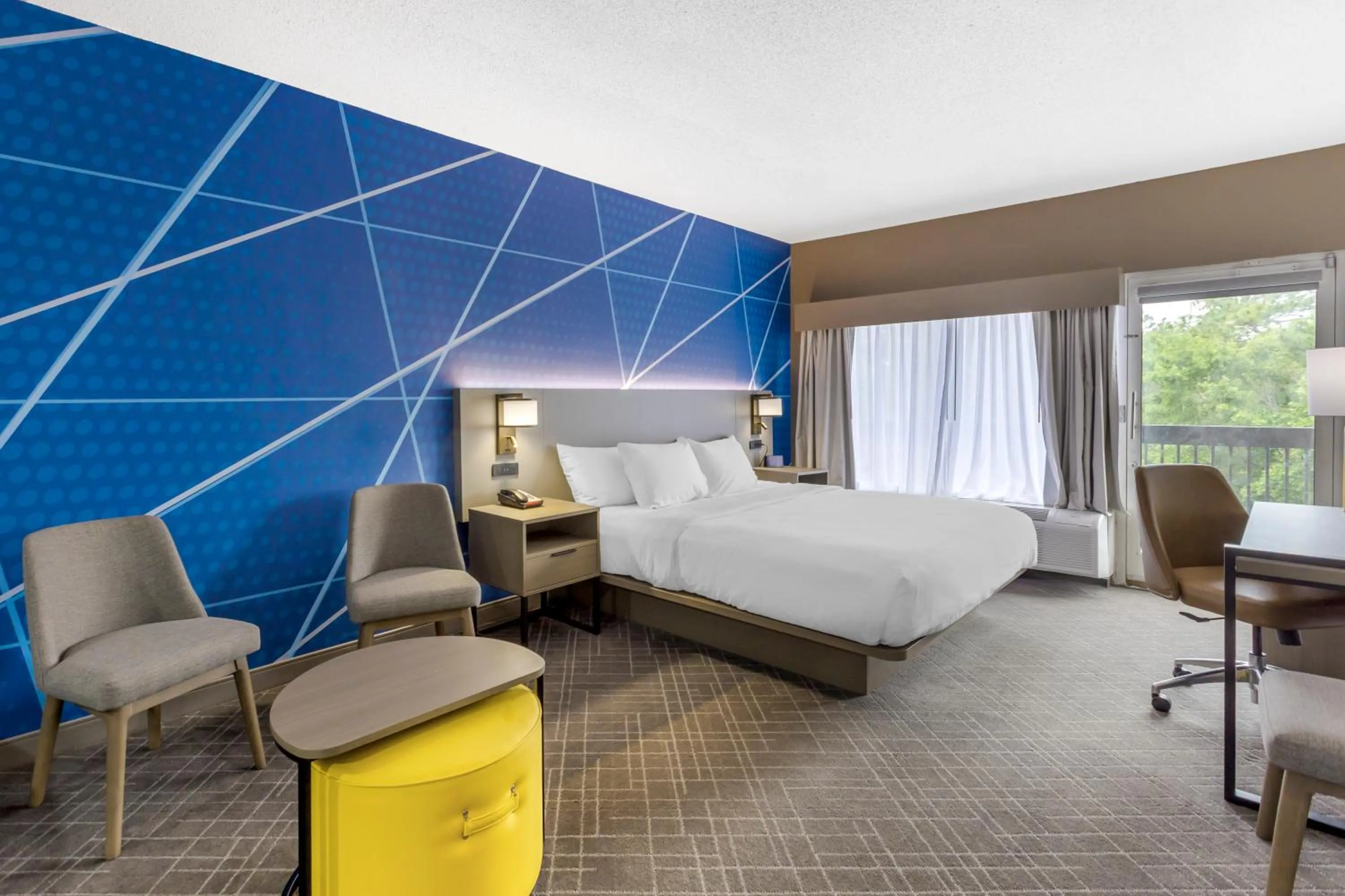 Bed in Comfort Inn Blythewood - North Columbia