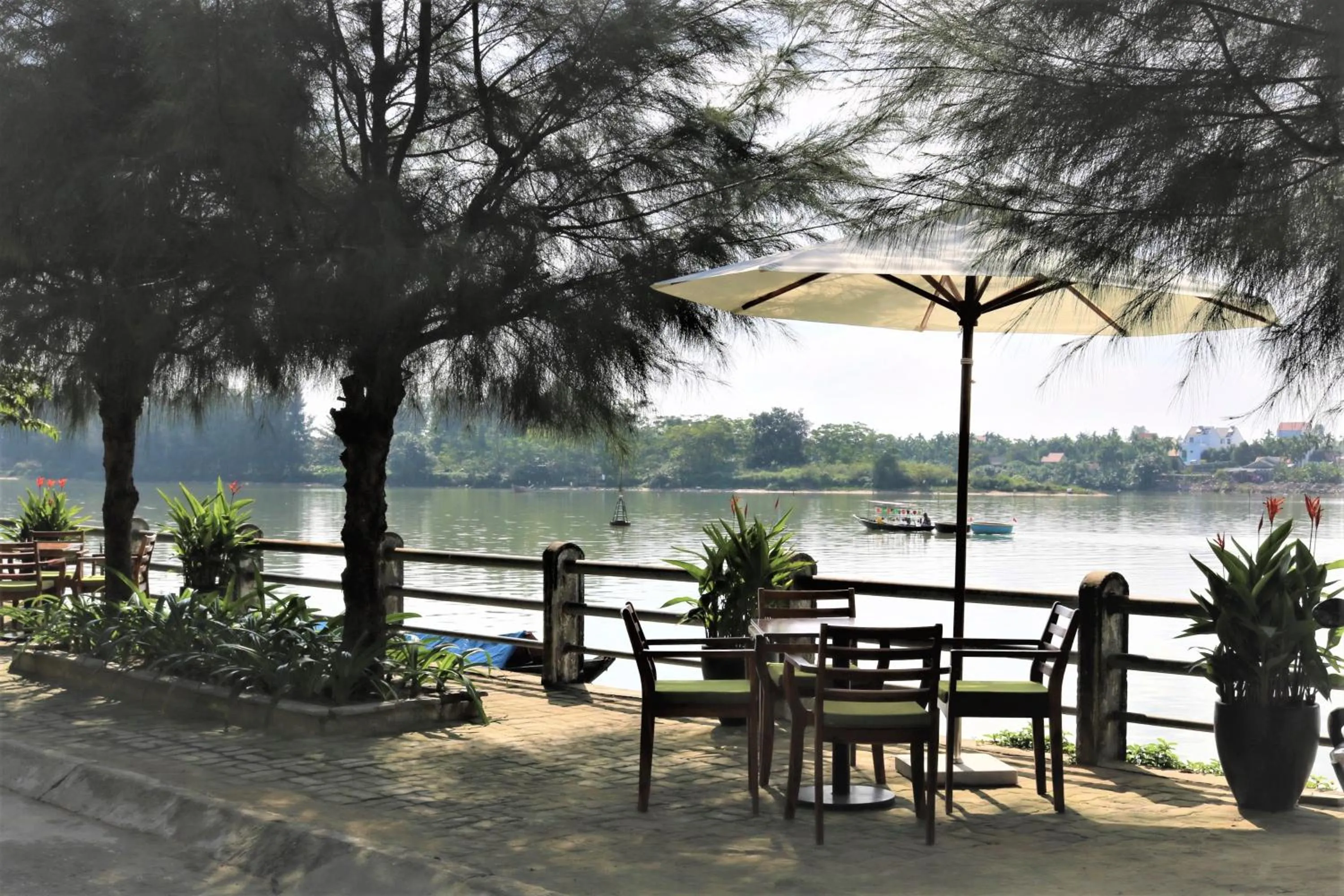 River view in Roxana River Villa