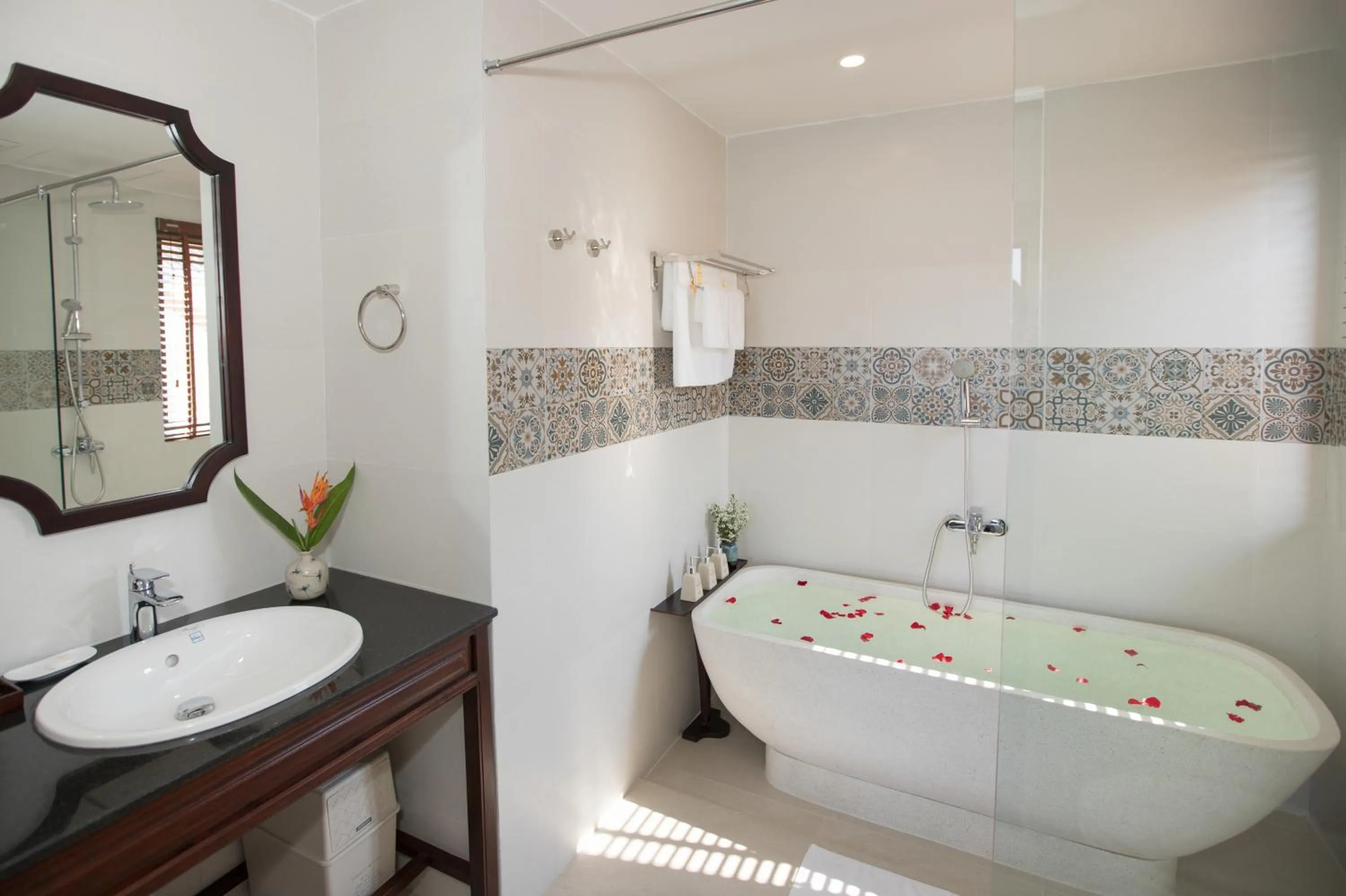 Bathroom in Roxana River Villa