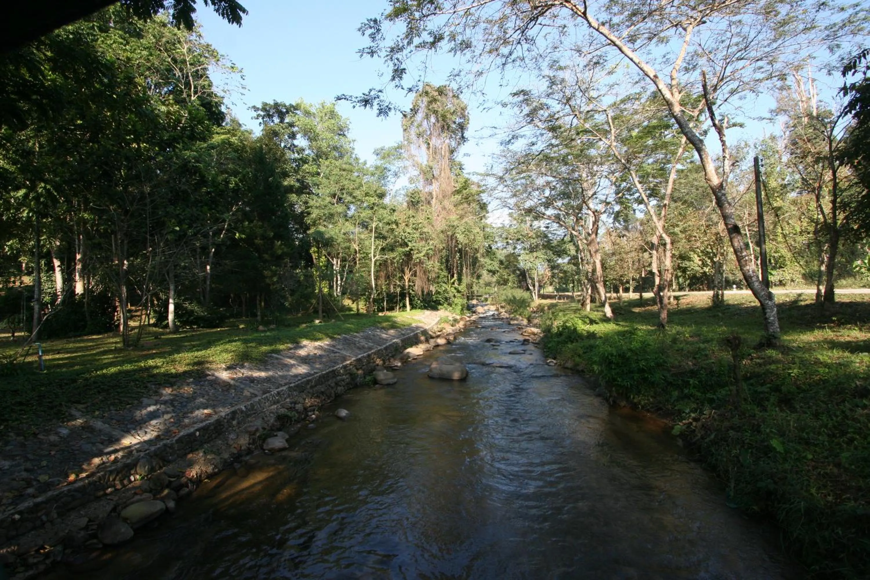 Day in Villa Darakorn Hill Country House
